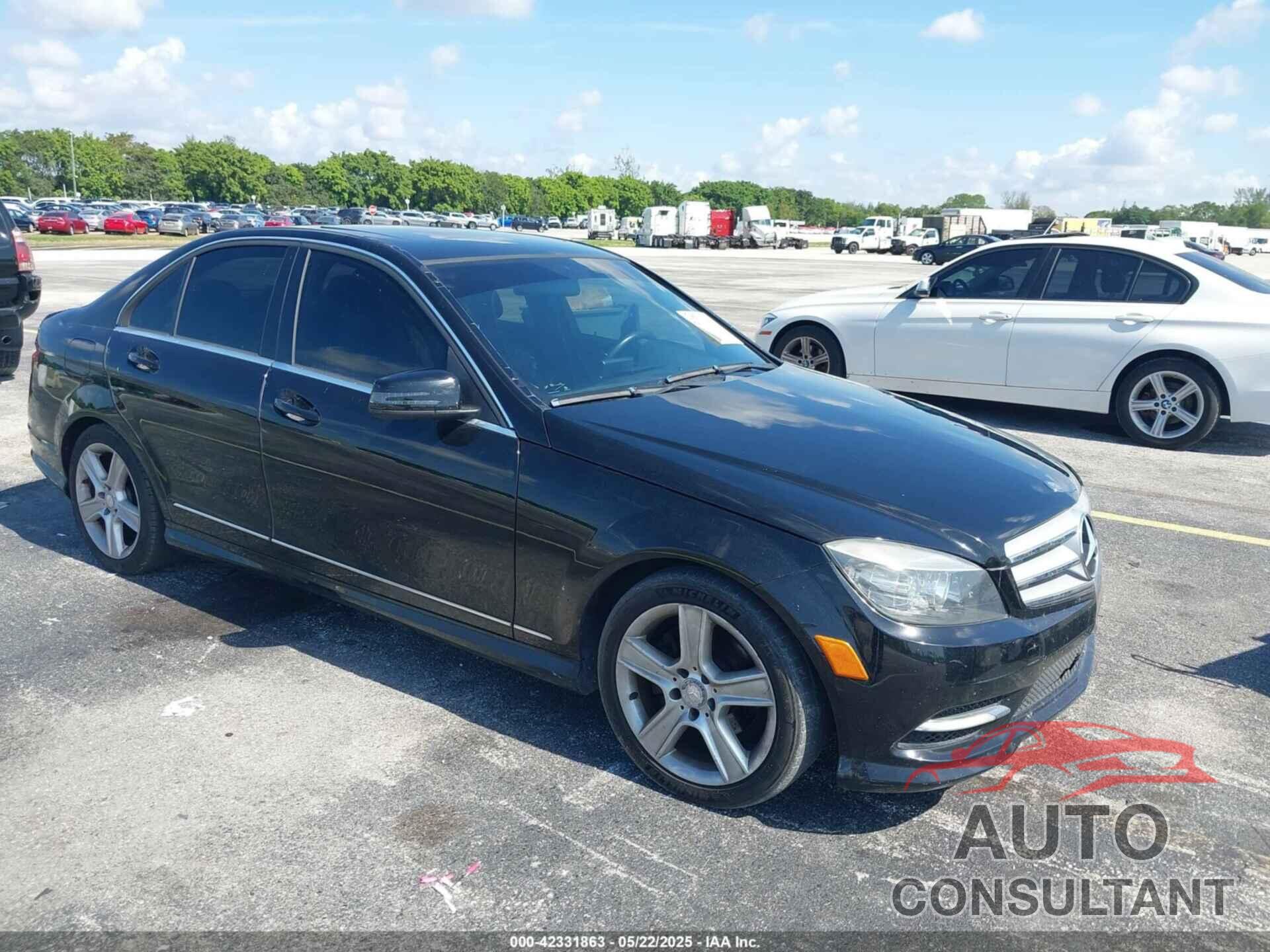 MERCEDES-BENZ C 300 2011 - WDDGF5EB0BA447581