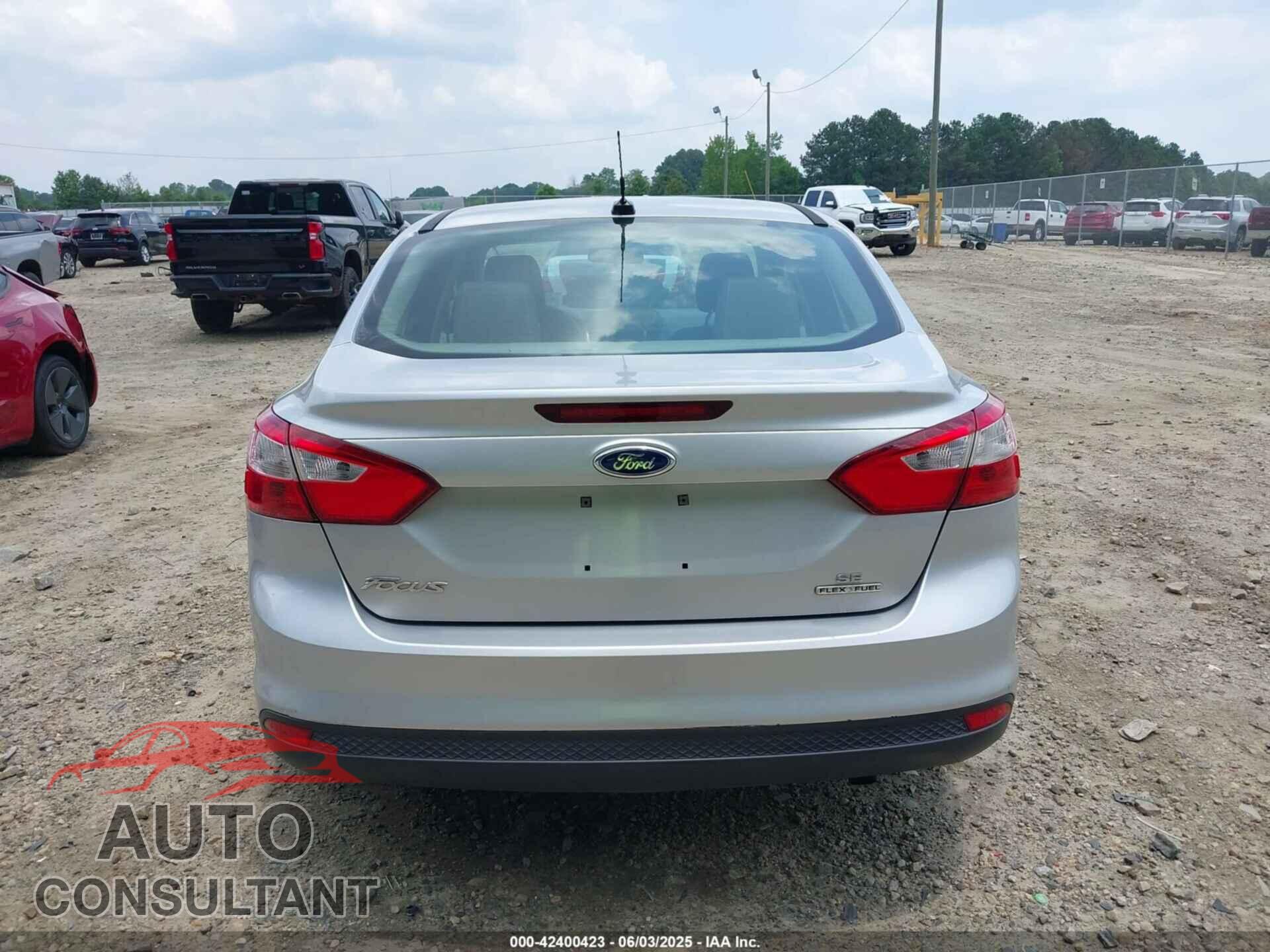 FORD FOCUS 2012 - 1FAHP3F23CL387502