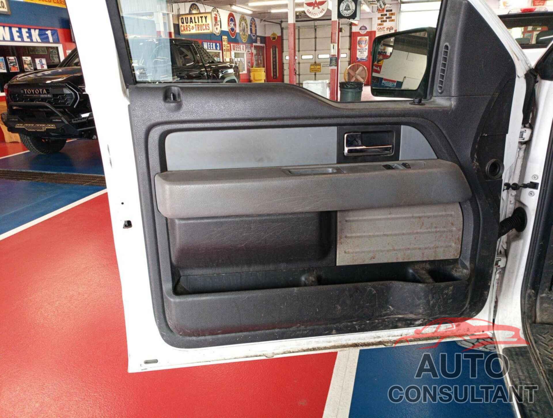 FORD F-150 2014 - 1FTMF1EM3EKG22900