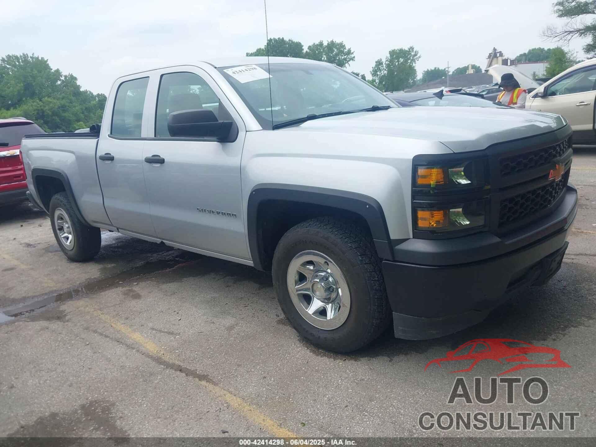 CHEVROLET SILVERADO 1500 2015 - 1GCRCPEH2FZ321788