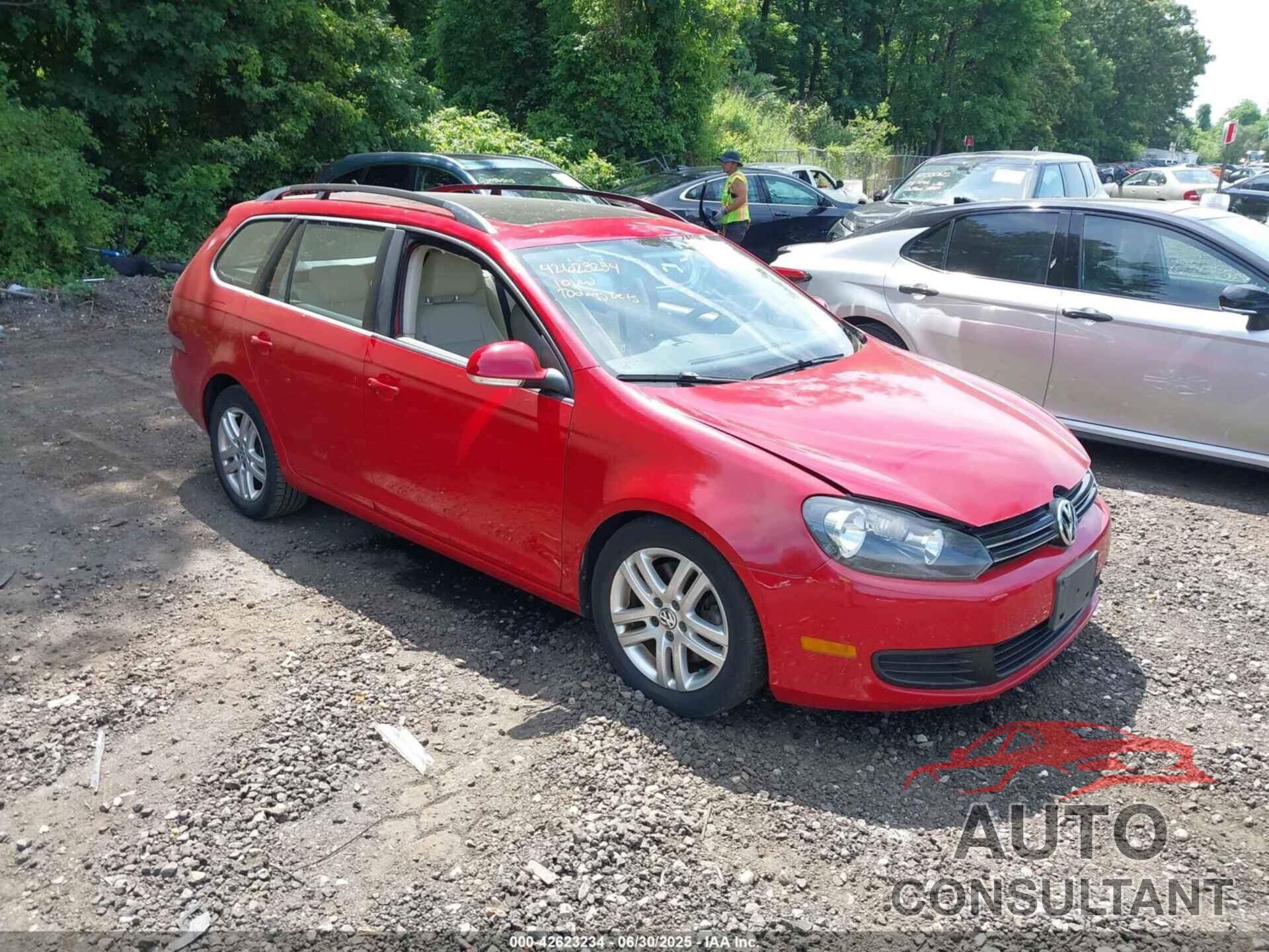 VOLKSWAGEN JETTA 2010 - 3VWTL7AJ3AM689032