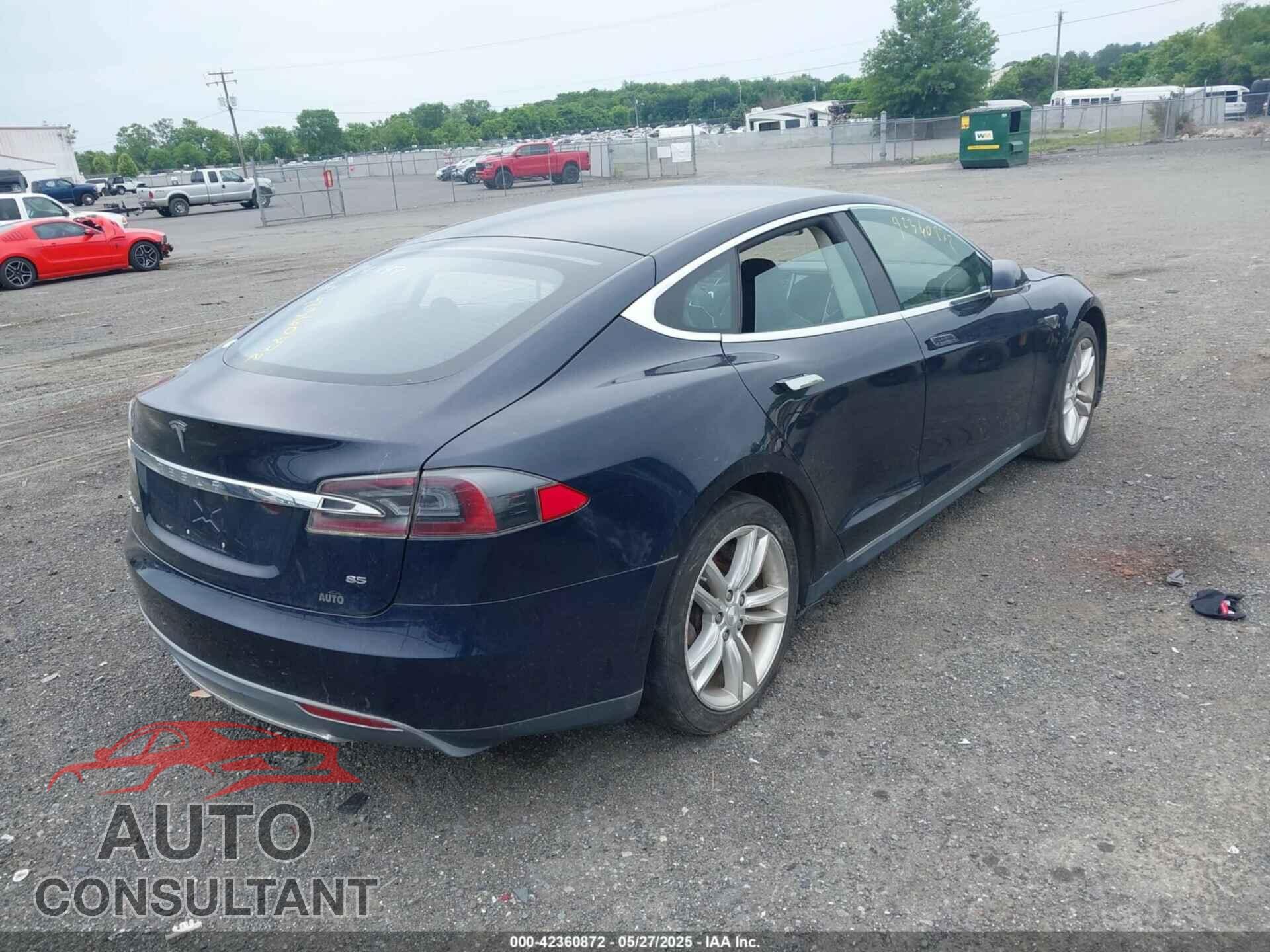 TESLA MODEL S 2014 - 5YJSA1H19EFP32063