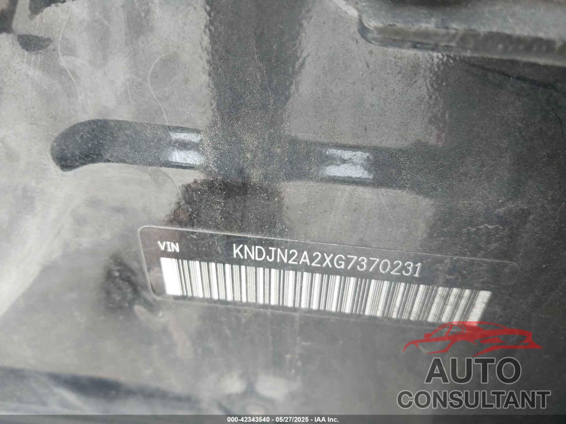 KIA SOUL 2016 - KNDJN2A2XG7370231