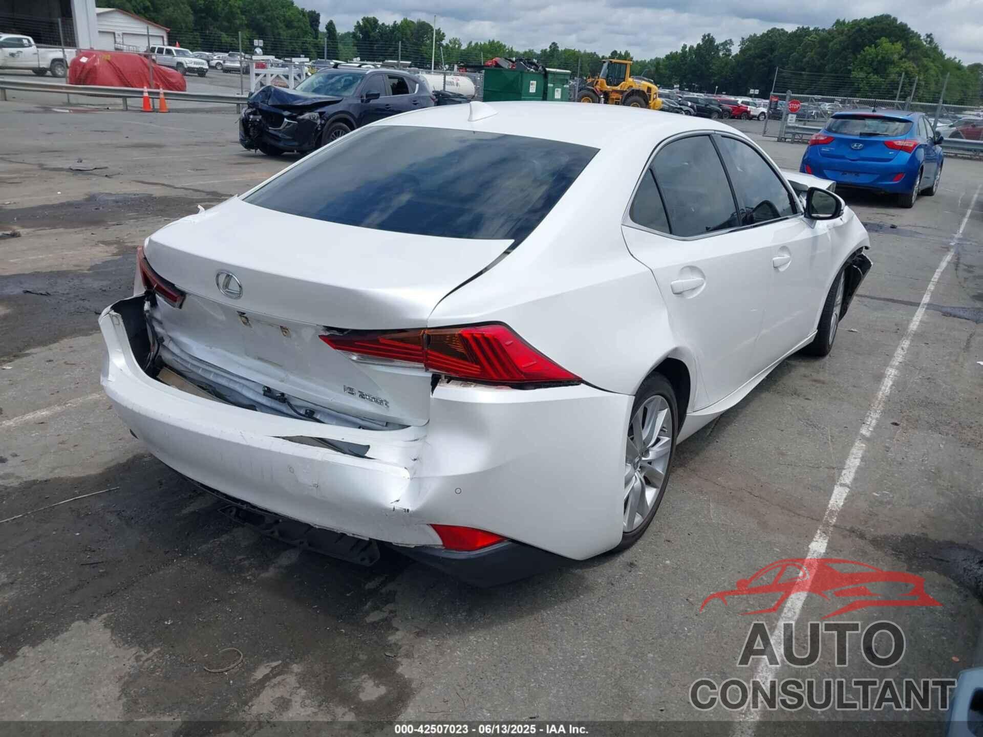 LEXUS IS 200T 2017 - JTHBA1D27H5055310