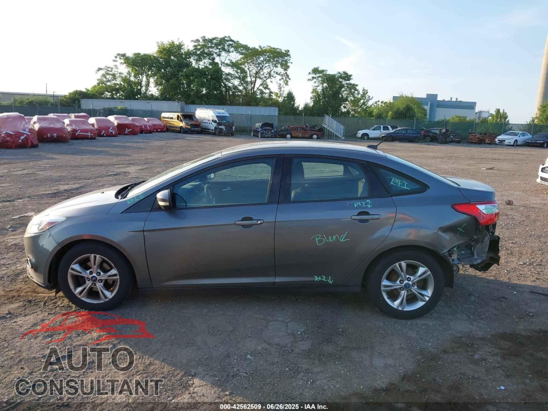 FORD FOCUS 2014 - 1FADP3F29EL291374