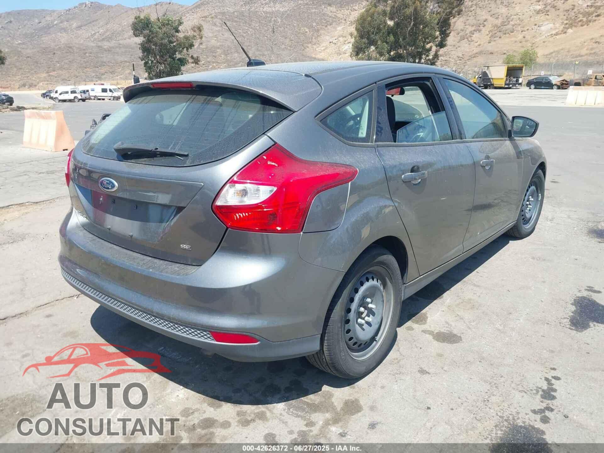 FORD FOCUS 2012 - 1FAHP3K29CL108432
