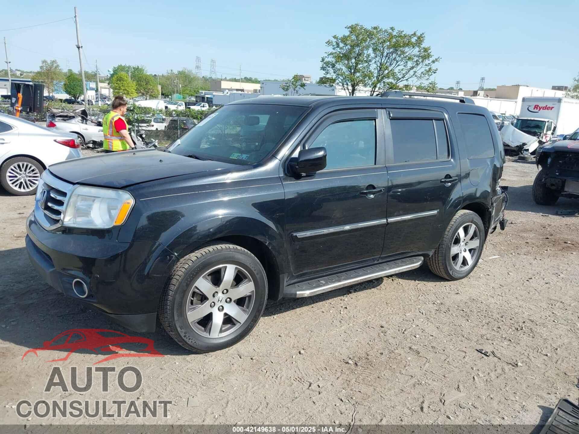 HONDA PILOT 2012 - 5FNYF4H90CB024140