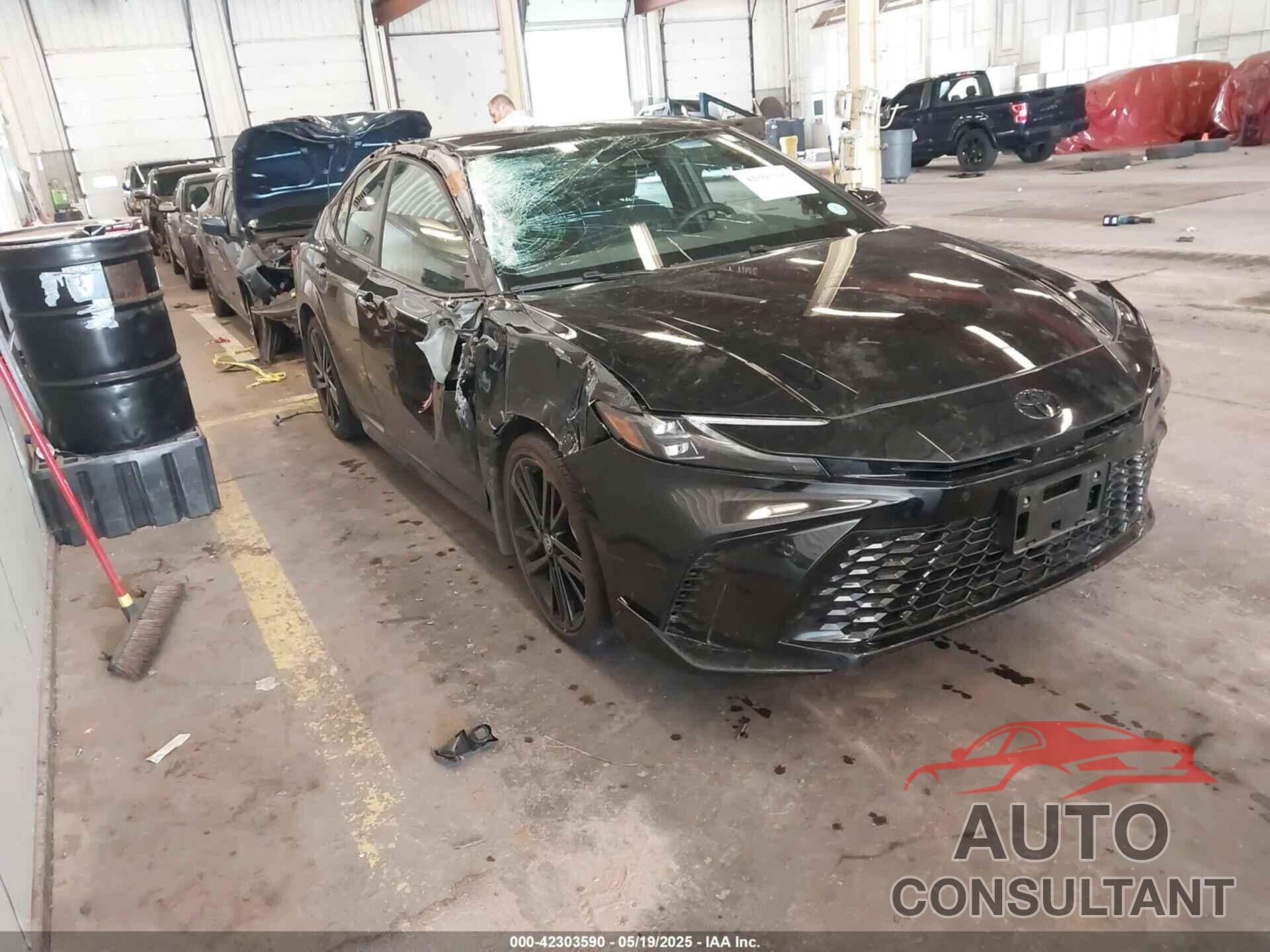 TOYOTA CAMRY 2025 - 4T1DBADK8SU510214