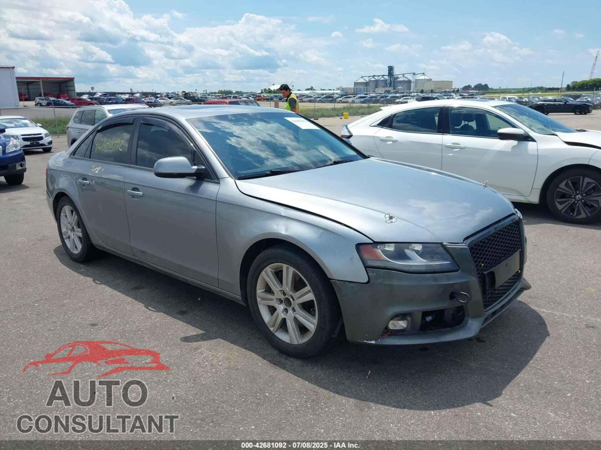 AUDI A4 2011 - WAUDFAFL4BN001808