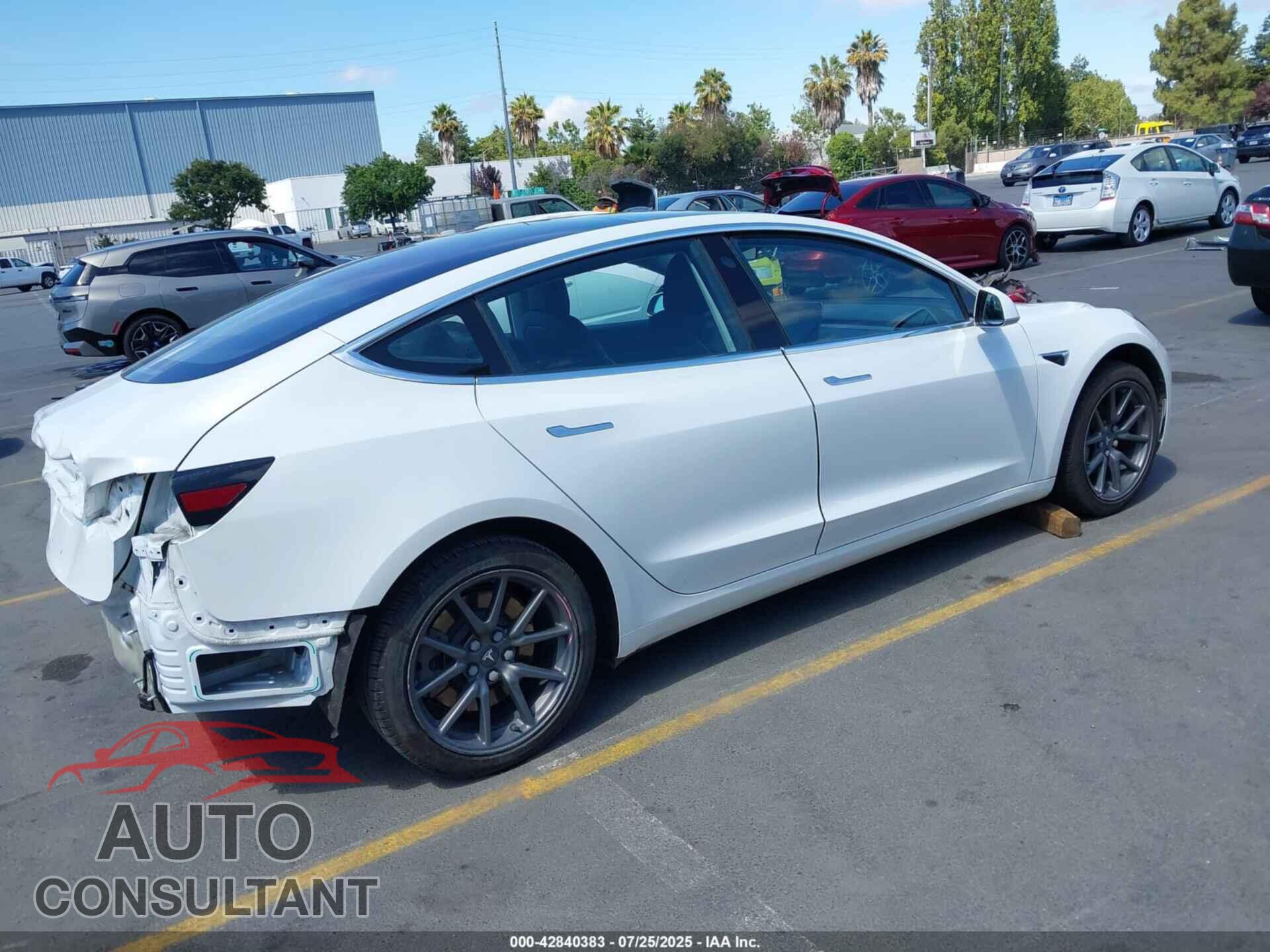 TESLA MODEL 3 2018 - 5YJ3E1EA6JF017183