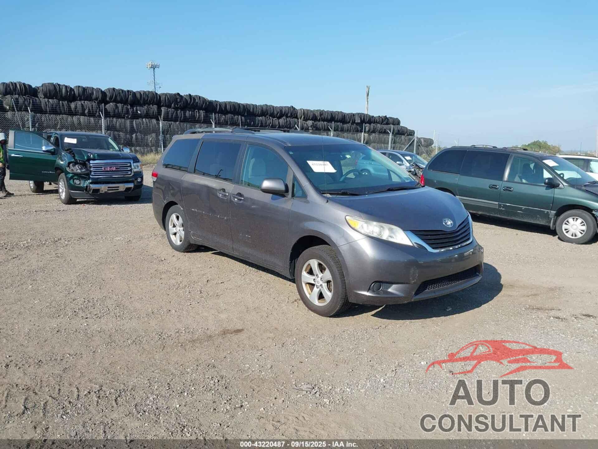 TOYOTA SIENNA 2011 - 5TDKK3DC6BS045758
