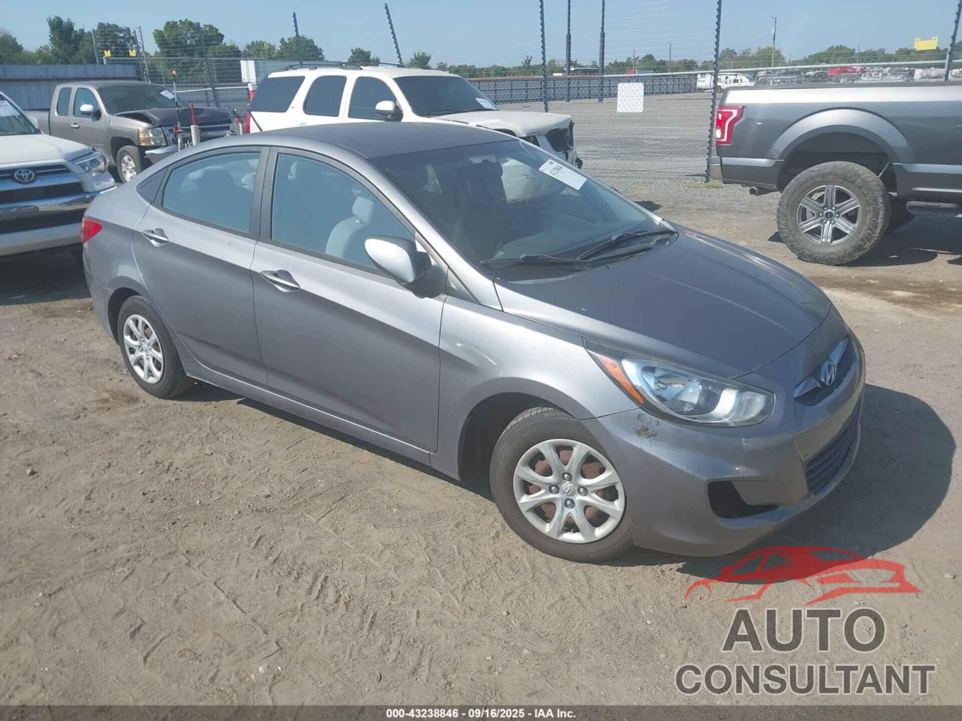 HYUNDAI ACCENT 2014 - KMHCT4AE8EU741093