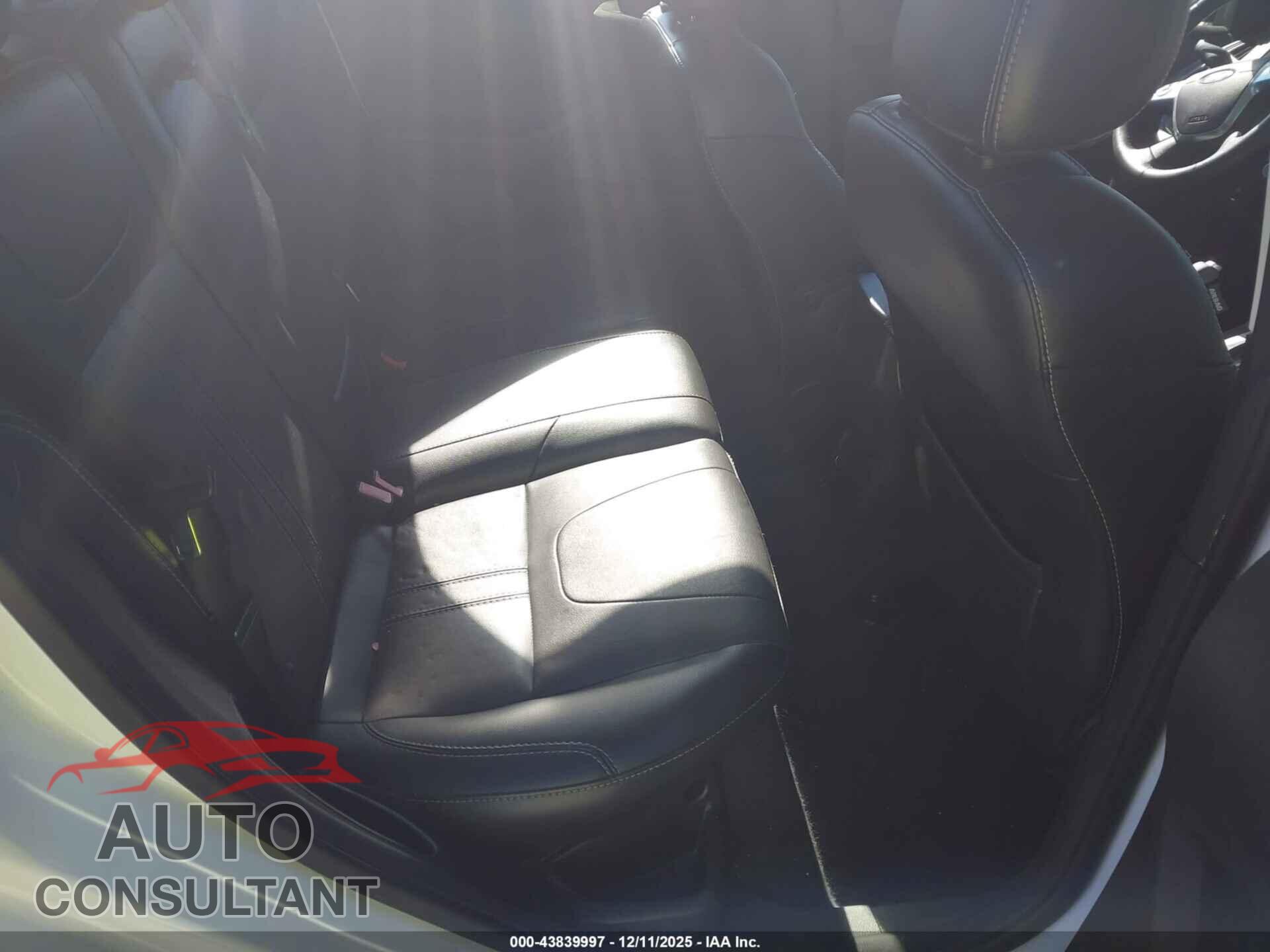 FORD FOCUS 2014 - 1FADP3F28EL193131
