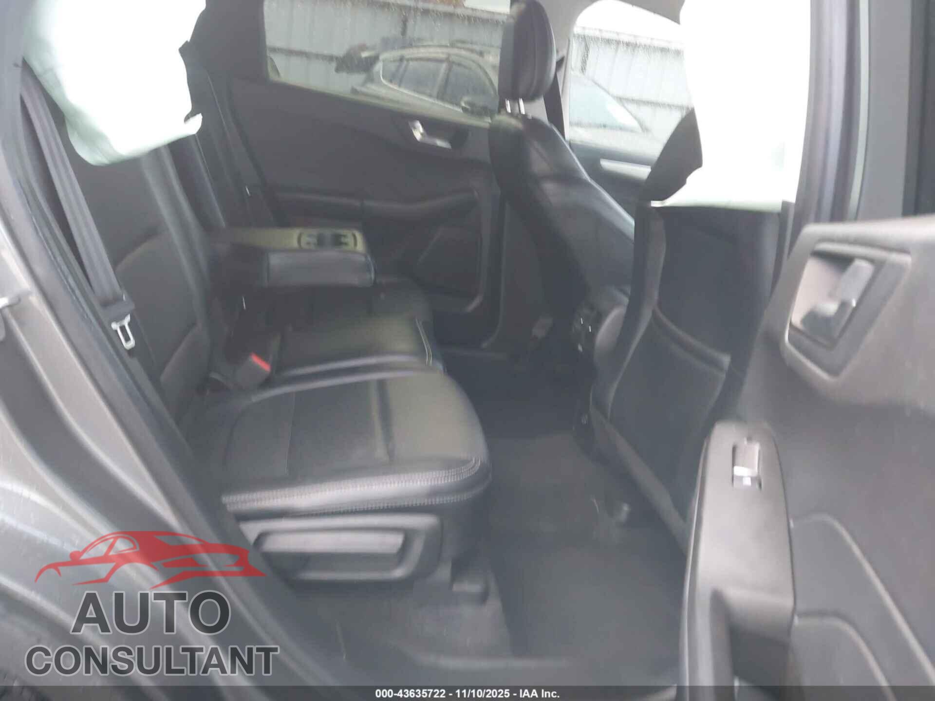 FORD ESCAPE 2021 - 1FMCU9H63MUA52182