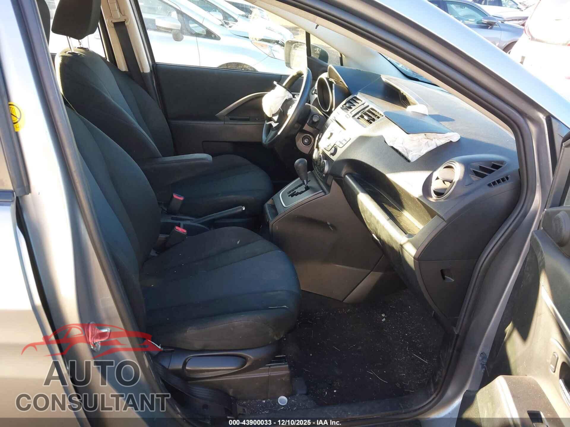 MAZDA MAZDA5 2015 - JM1CW2BL4F0185452