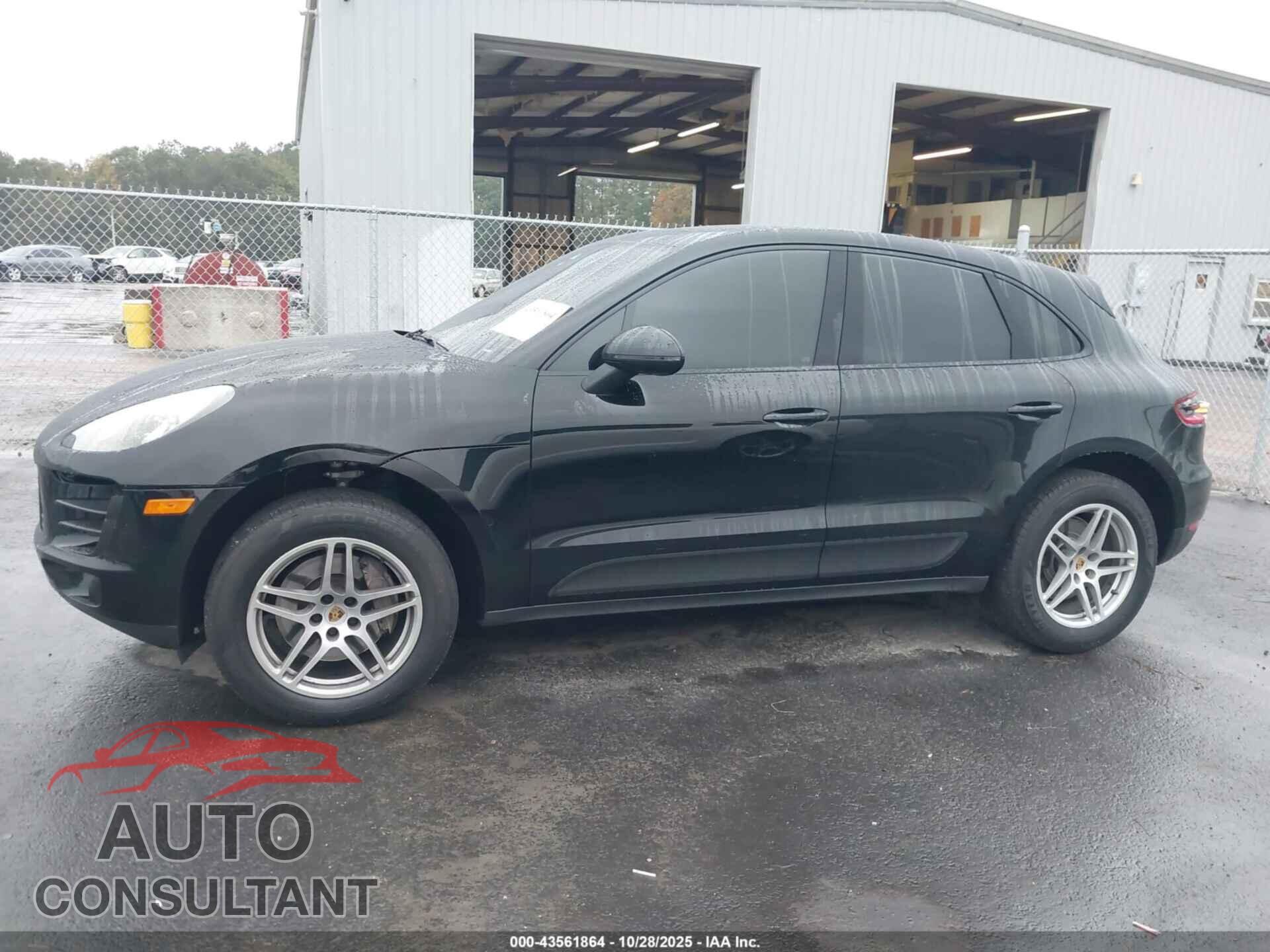 PORSCHE MACAN 2017 - WP1AA2A50HLB00566