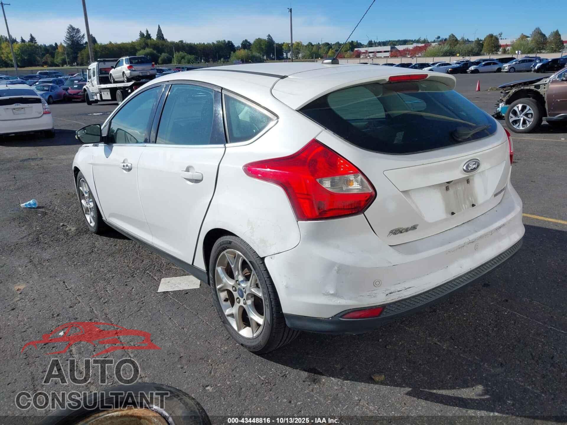 FORD FOCUS 2014 - 1FADP3N28EL112212