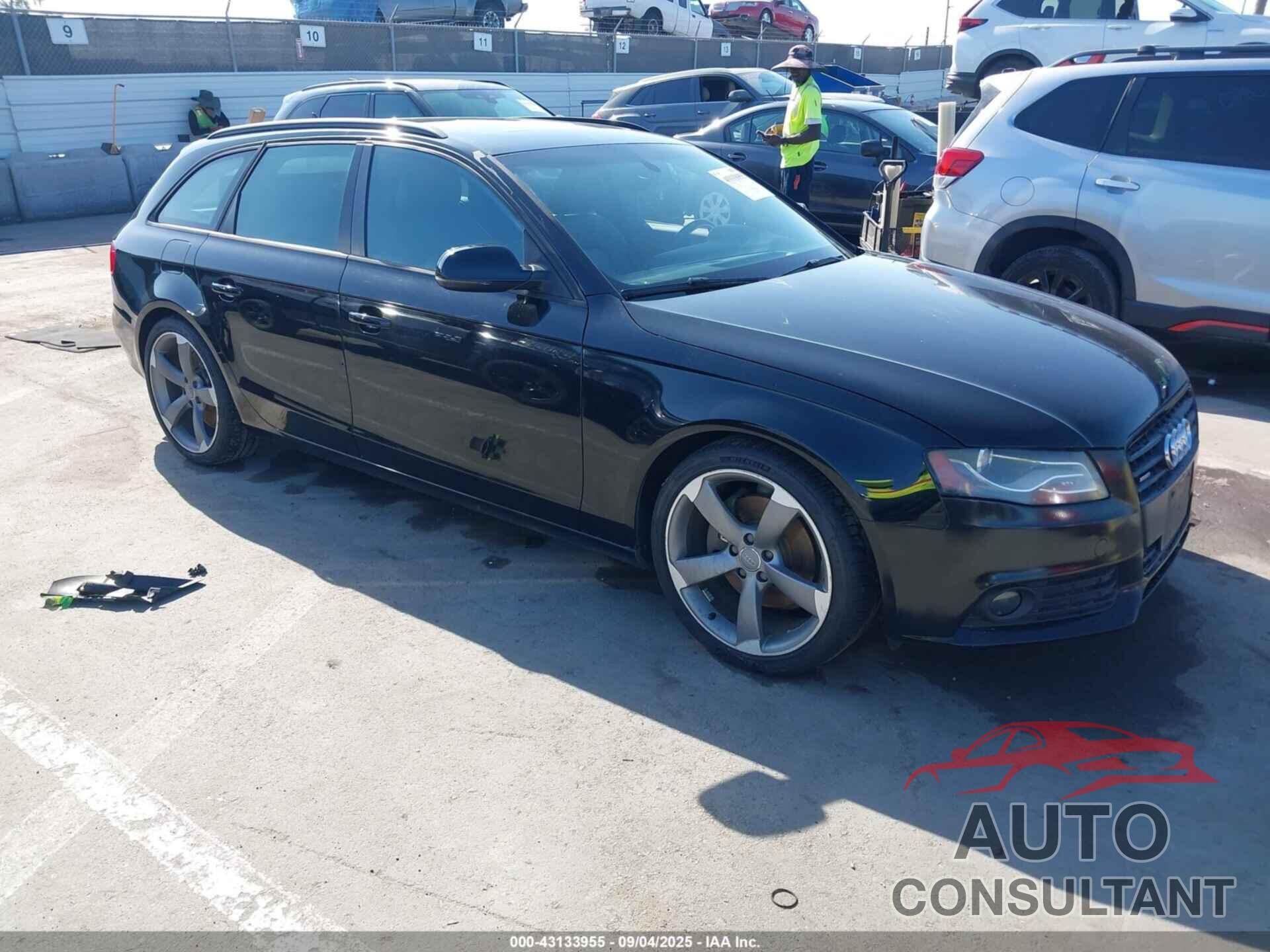 AUDI A4 2011 - WAUWFAFL1BA091418