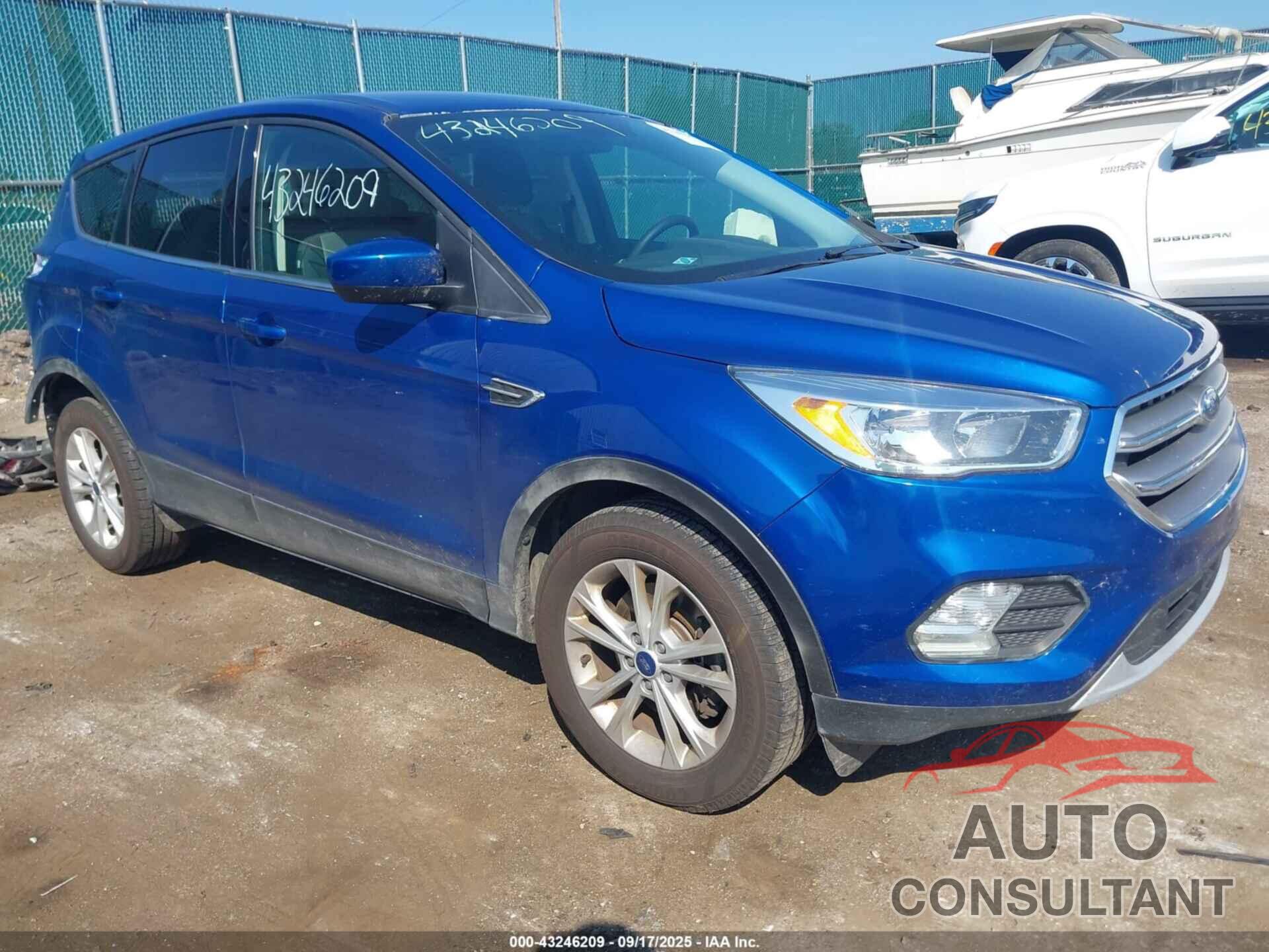 FORD ESCAPE 2017 - 1FMCU9GD0HUB50222