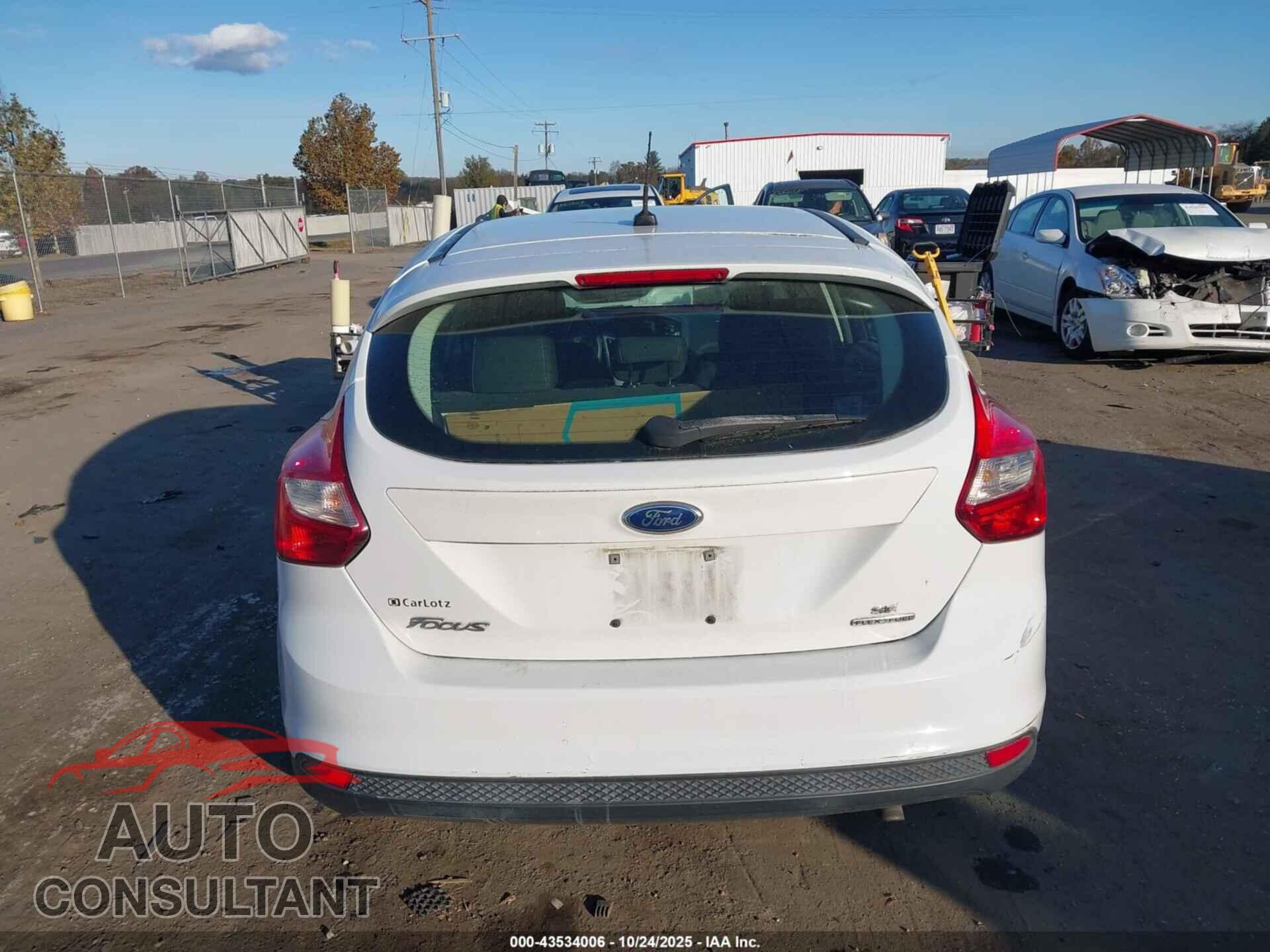 FORD FOCUS 2014 - 1FADP3K23EL204512