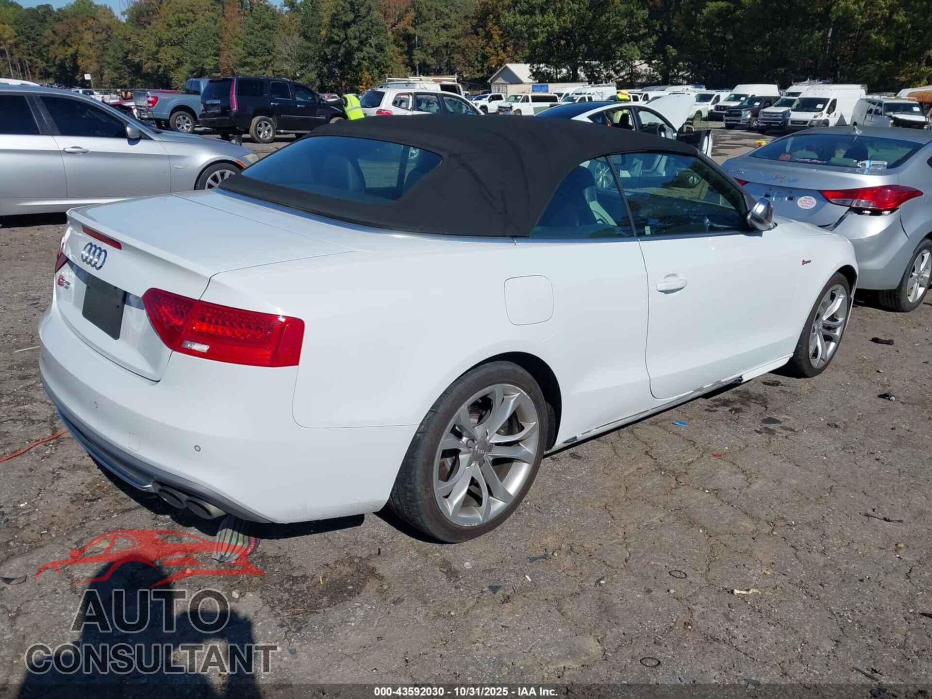 AUDI S5 2013 - WAUVGAFH8DN015727