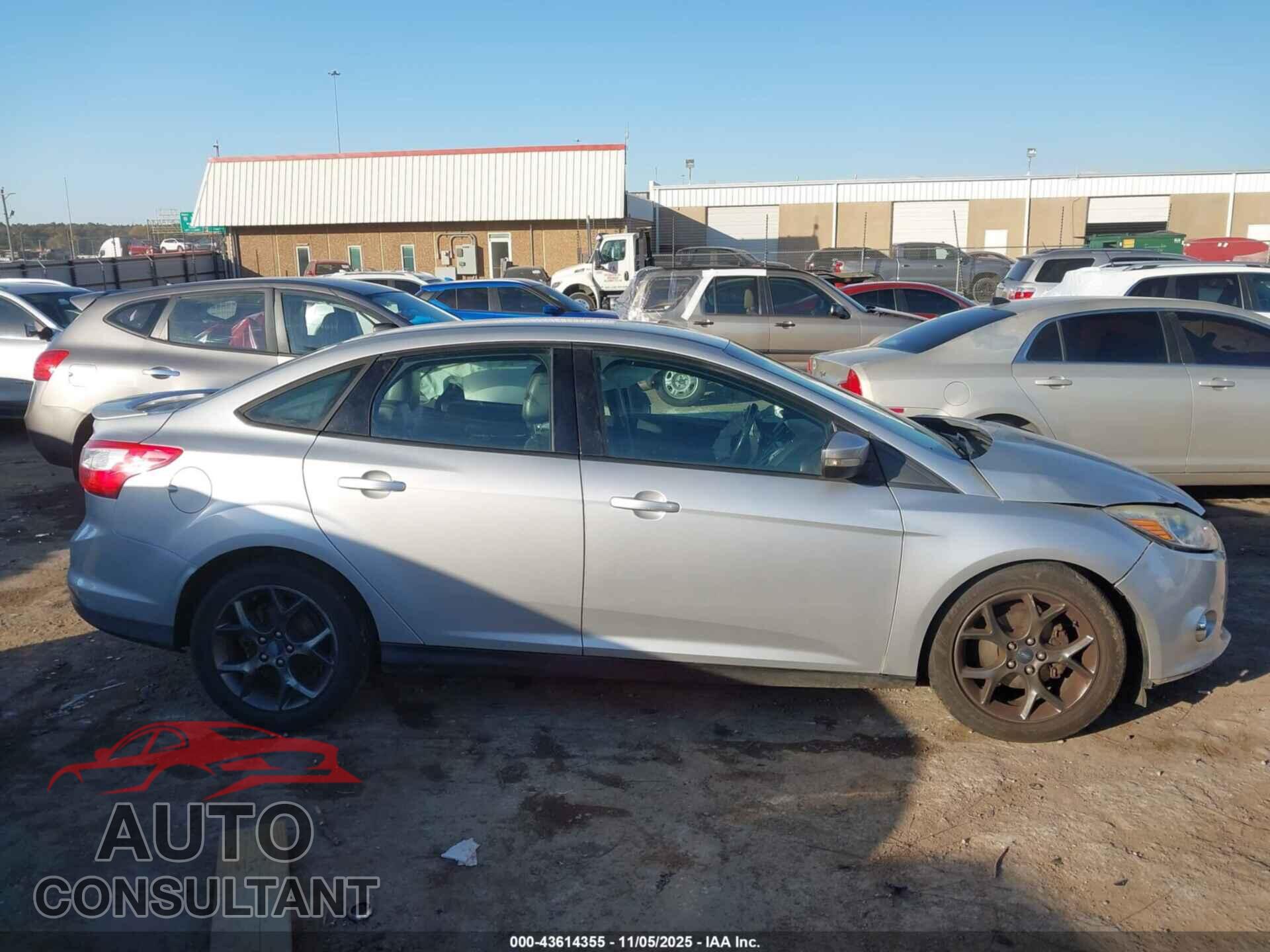 FORD FOCUS 2014 - 1FADP3F25EL168946