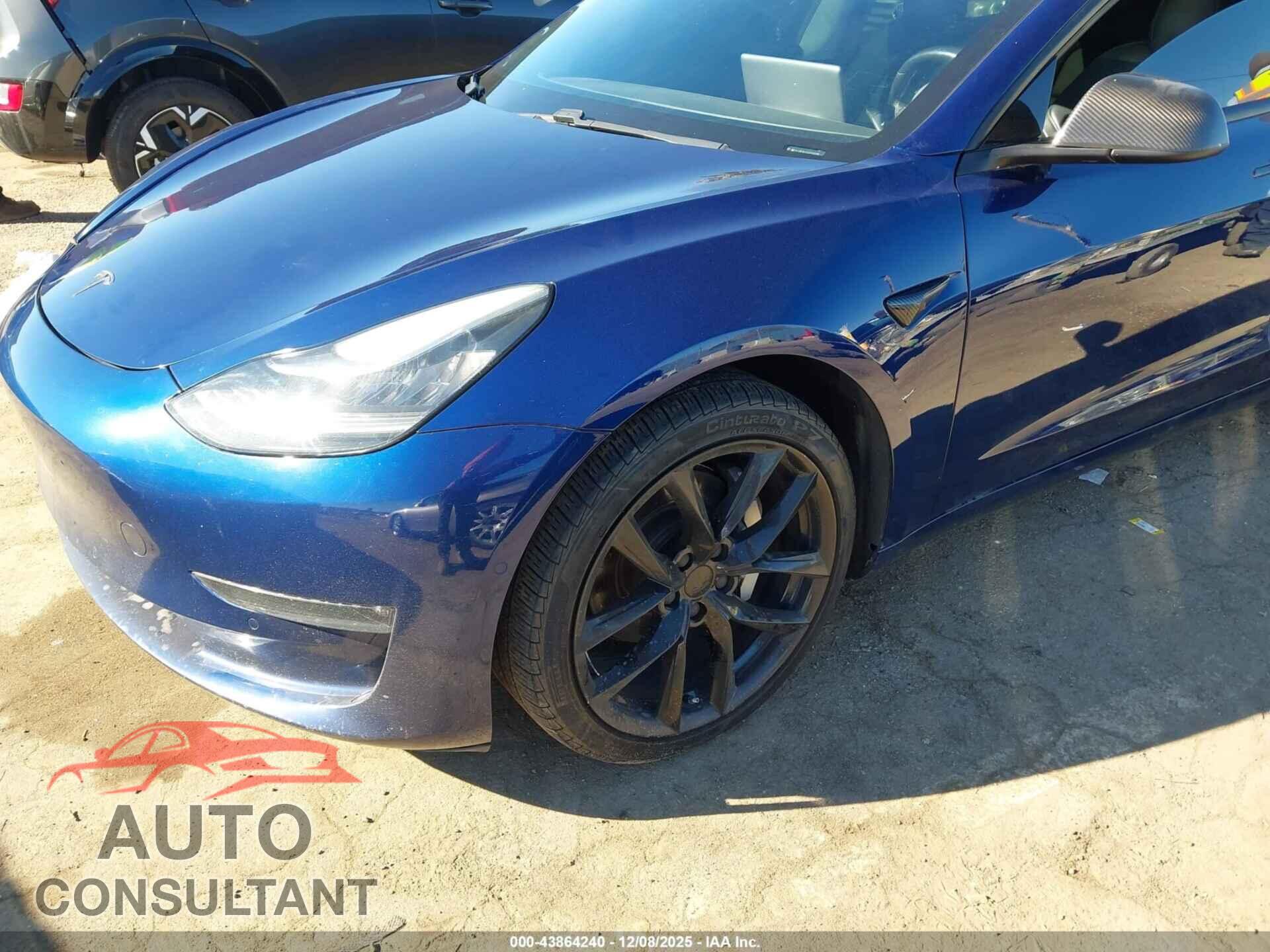 TESLA MODEL 3 2018 - 5YJ3E1EA3JF015598