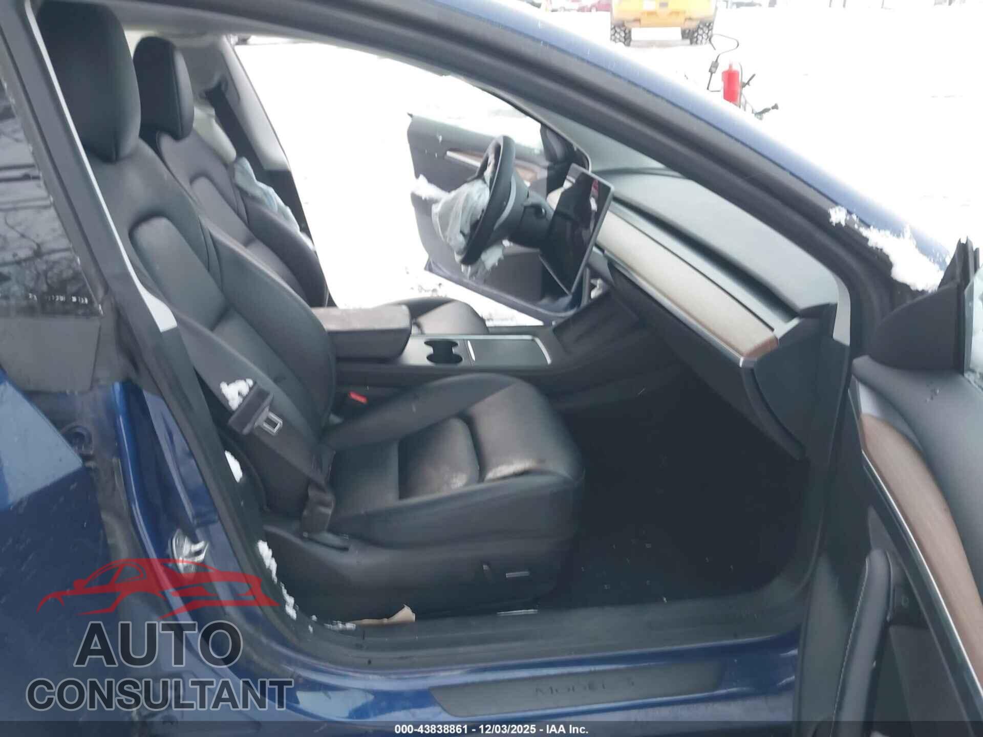 TESLA MODEL 3 2023 - 5YJ3E1EA6PF686028