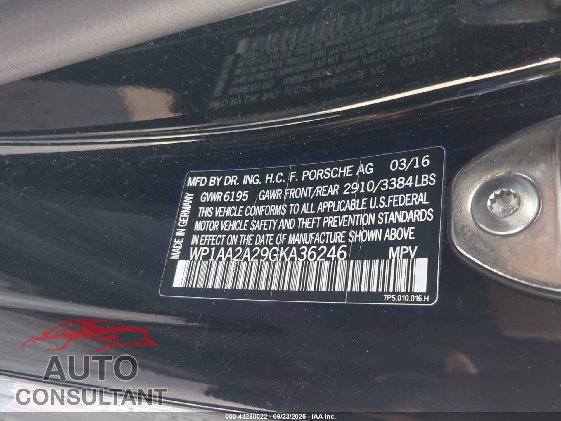 PORSCHE CAYENNE 2016 - WP1AA2A29GKA36246