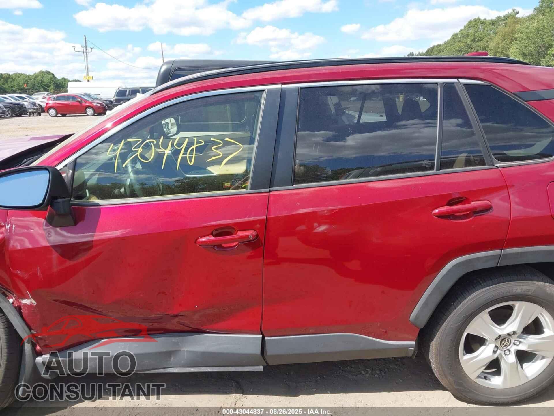 TOYOTA RAV4 2020 - JTMP1RFVXLD530704