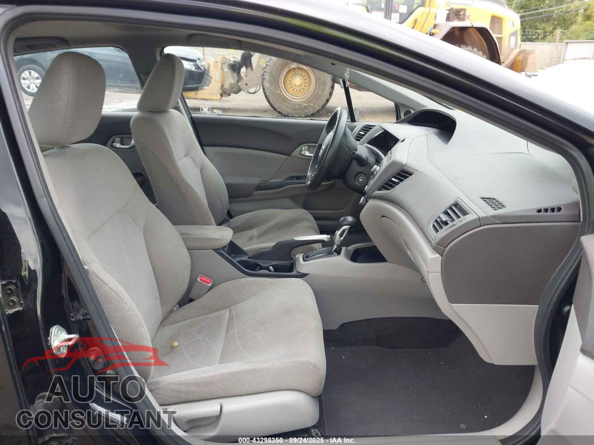 HONDA CIVIC 2012 - 2HGFB2F83CH309265