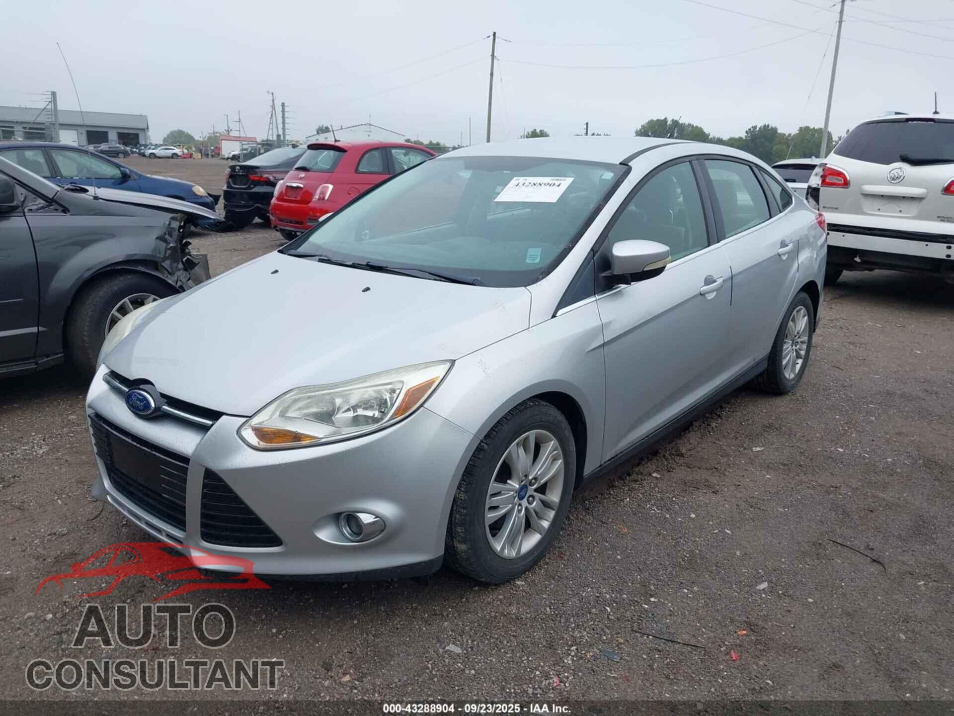 FORD FOCUS 2012 - 1FAHP3H2XCL192039