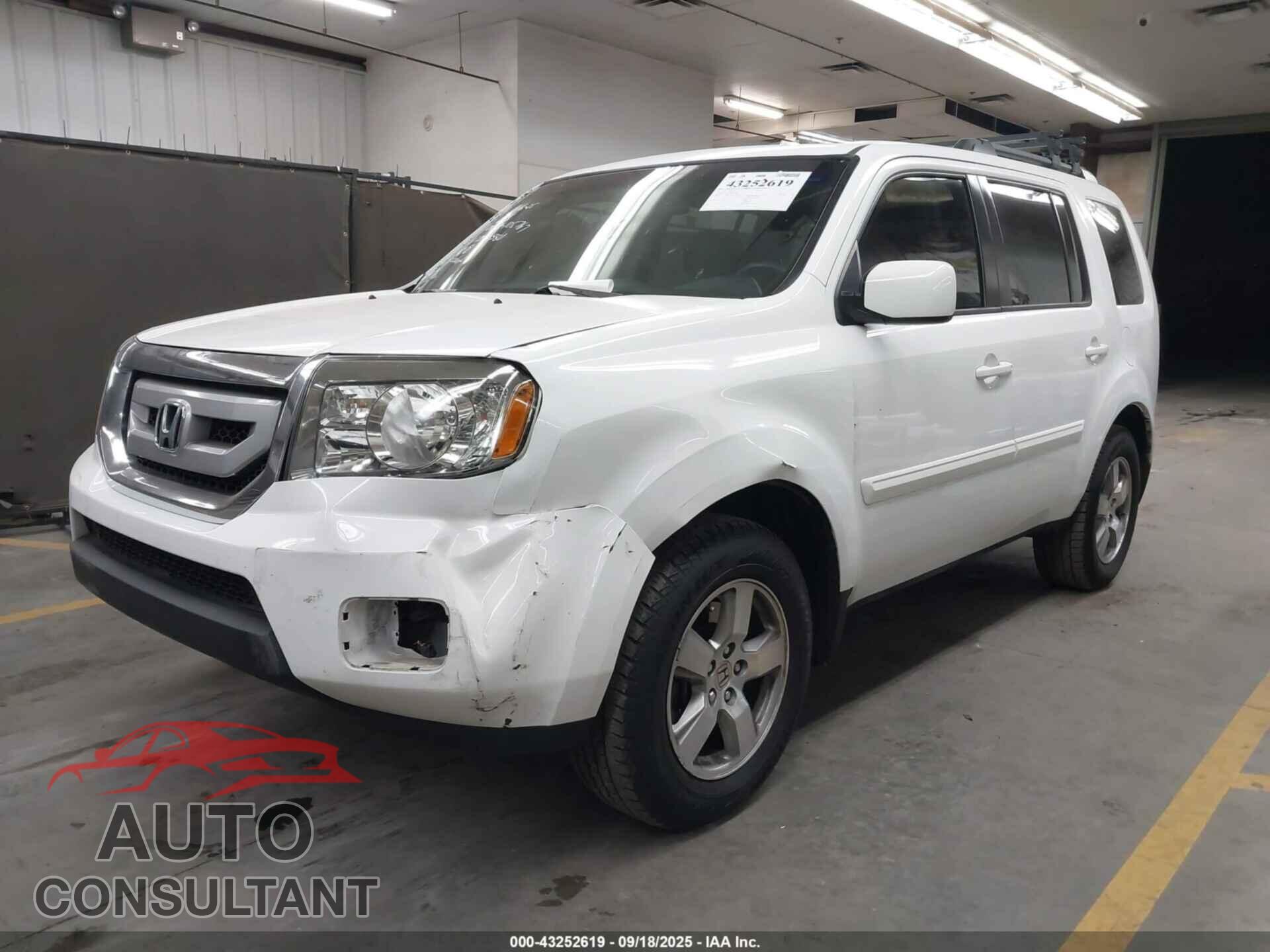 HONDA PILOT 2011 - 5FNYF3H52BB049580