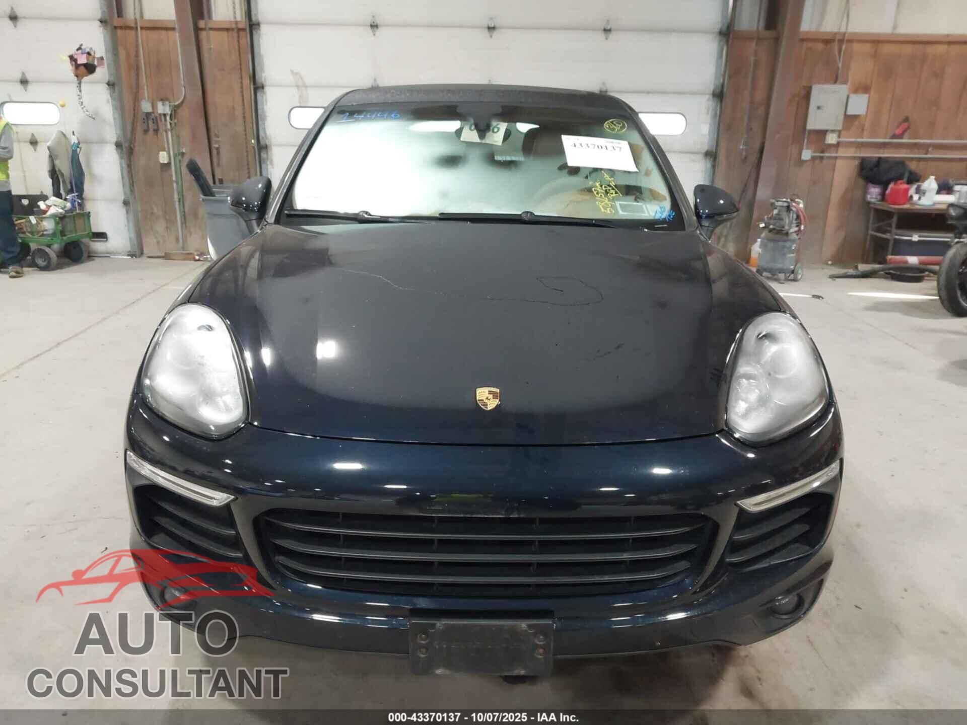 PORSCHE CAYENNE 2016 - WP1AA2A28GLA10652