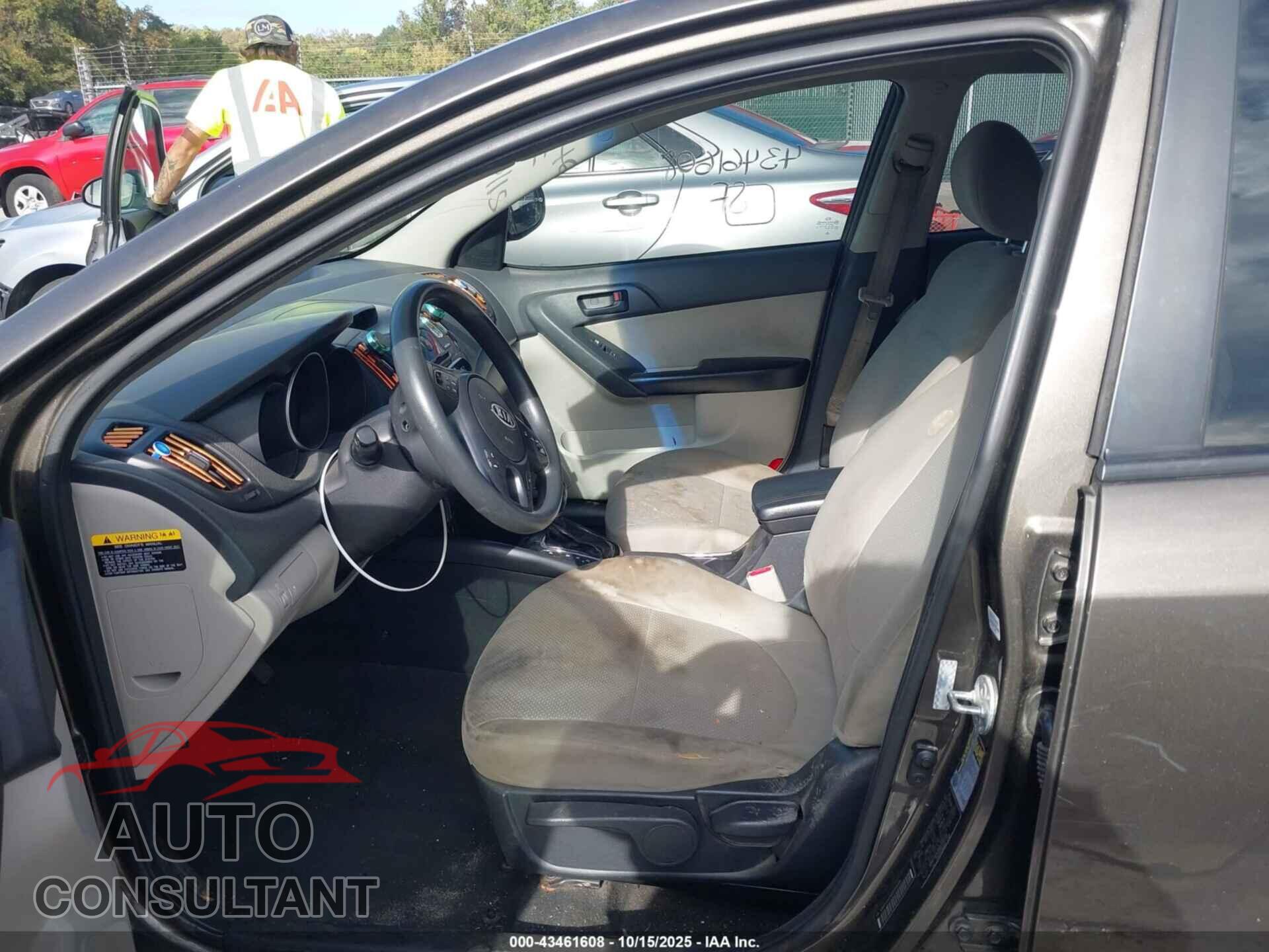 KIA FORTE 2011 - KNAFU4A26B5356056