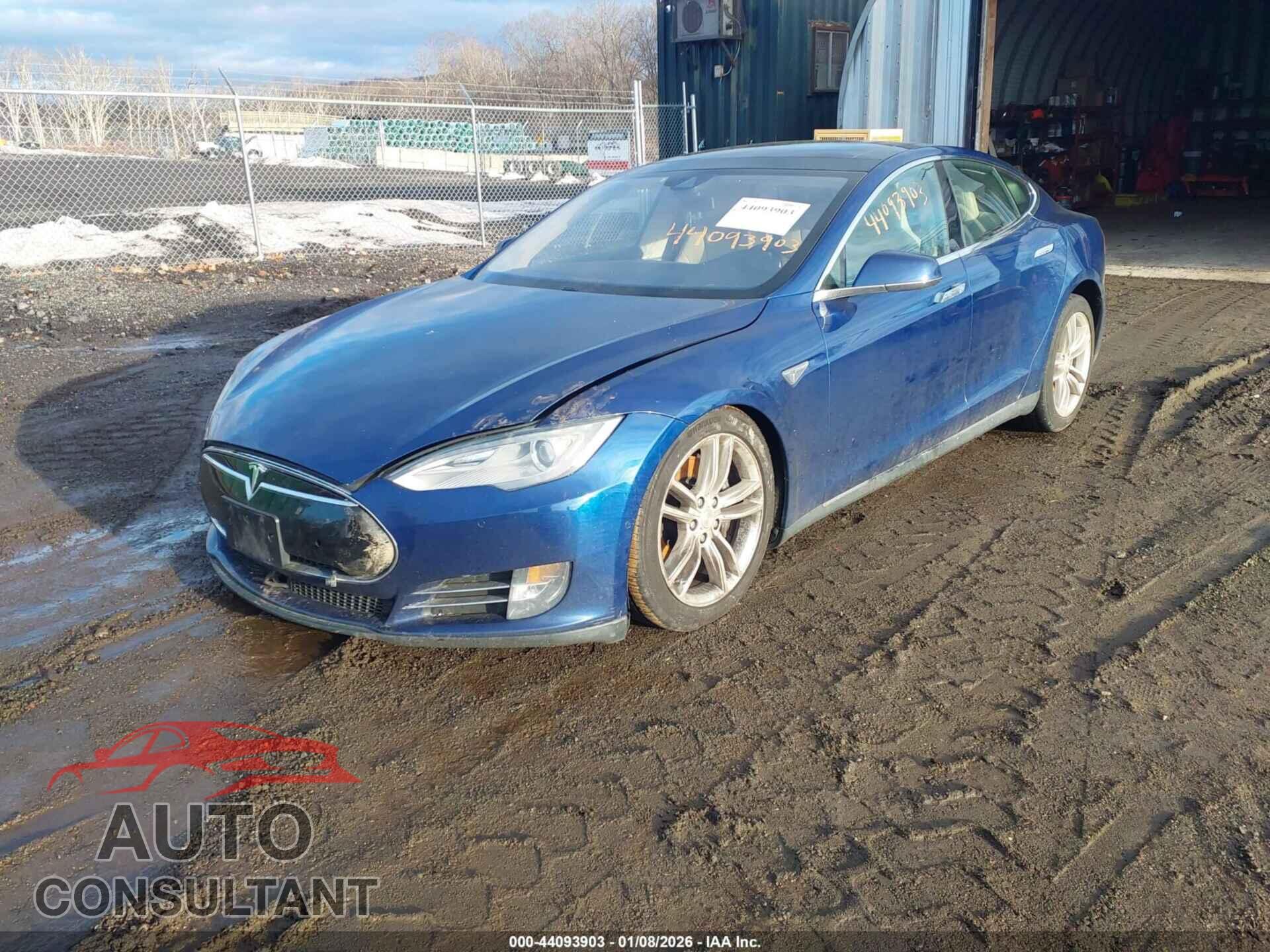 TESLA MODEL S 2015 - 5YJSA1E26FF109109