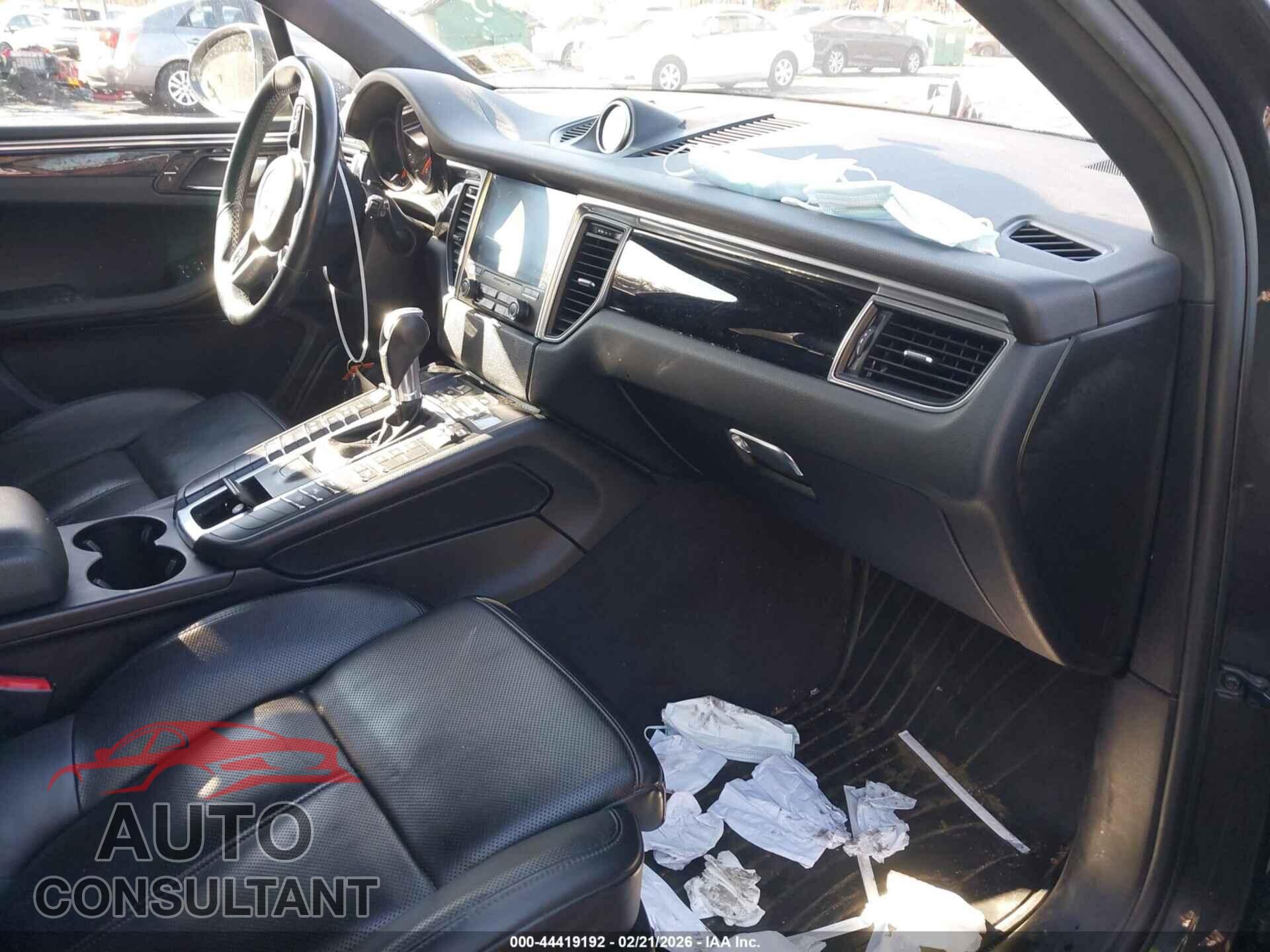 PORSCHE MACAN 2018 - WP1AA2A59JLB05450