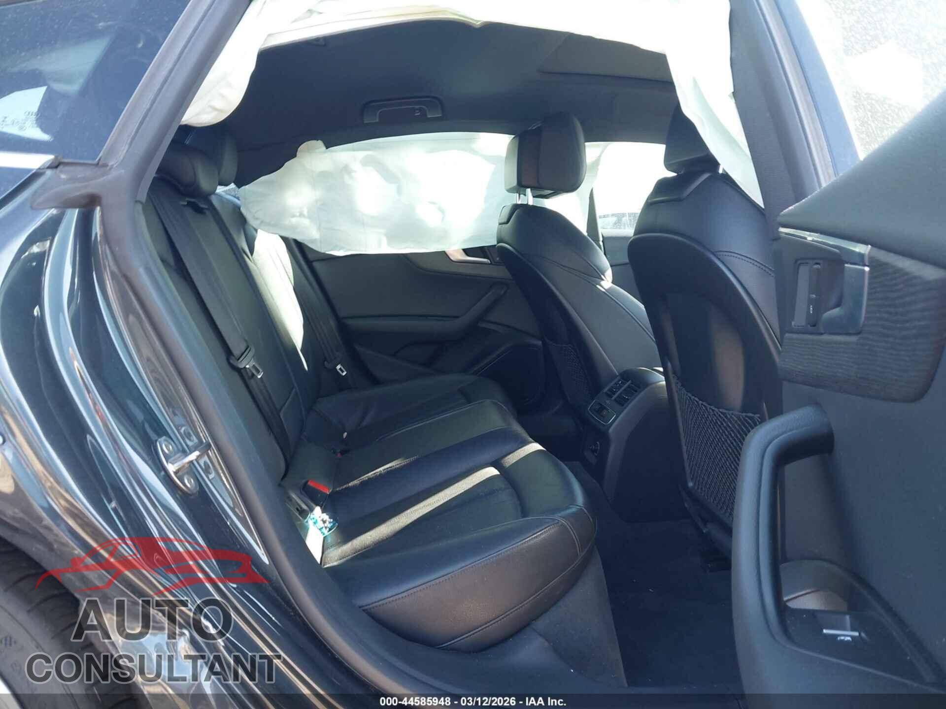 AUDI A5 2018 - WAUENCF52JA007701
