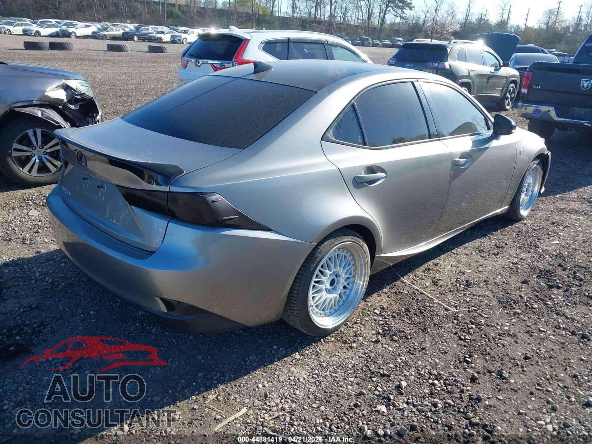 LEXUS IS 250 2015 - JTHCF1D22F5028048