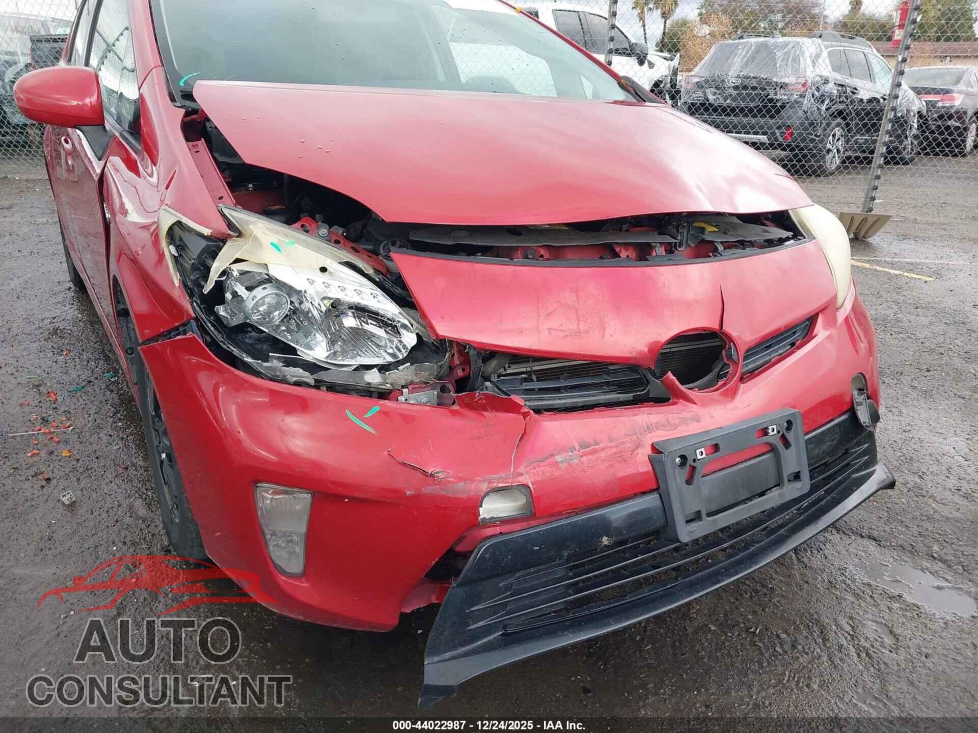 TOYOTA PRIUS 2013 - JTDKN3DU0D0348735