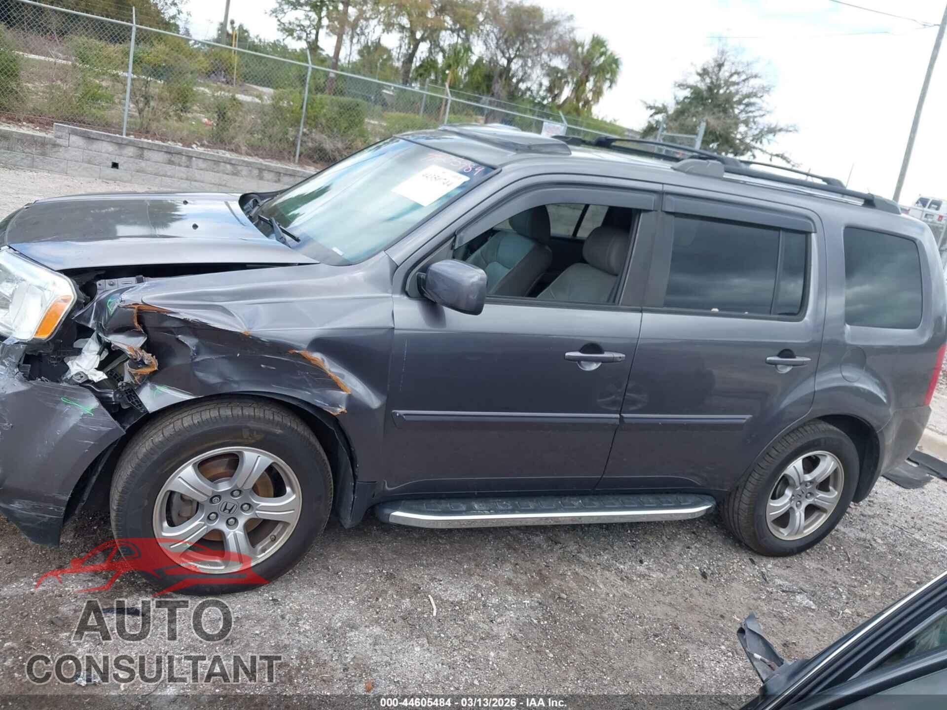 HONDA PILOT 2015 - 5FNYF3H55FB014716