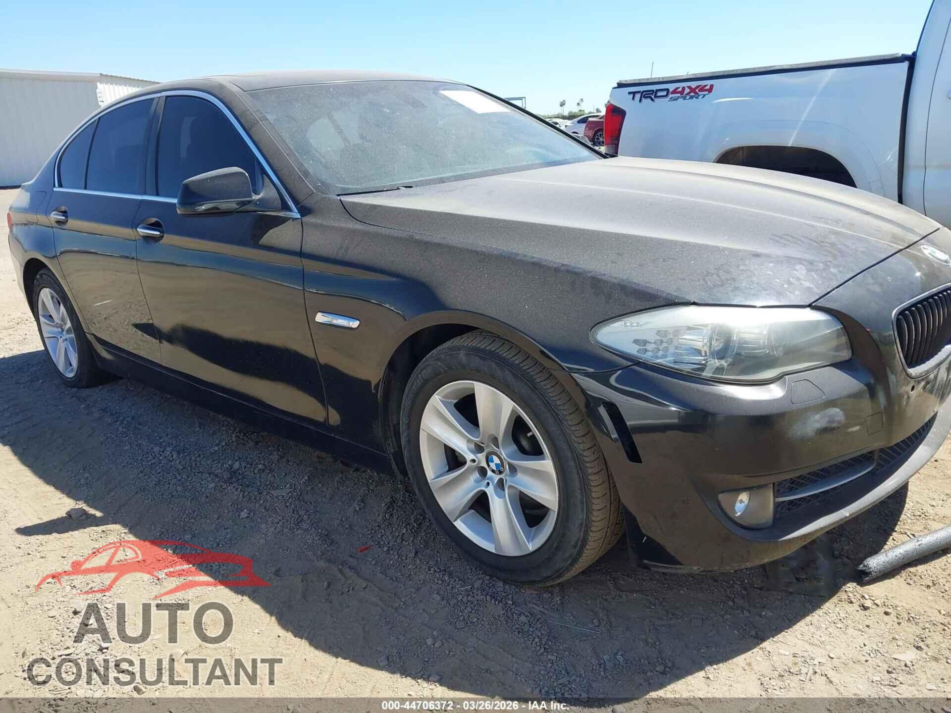 BMW 528I 2012 - WBAXG5C59CDX04173