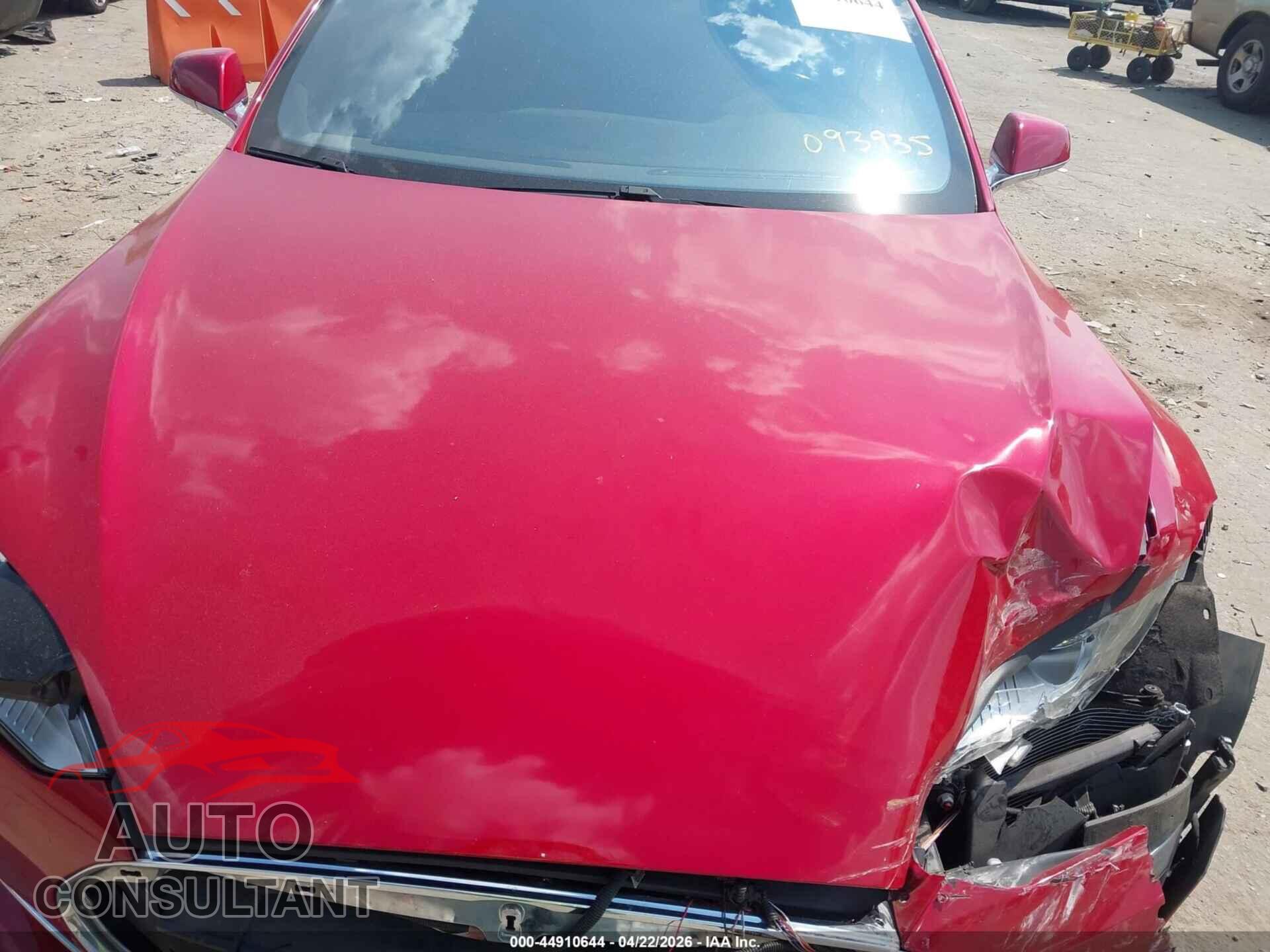 TESLA MODEL S 2015 - 5YJSA1H45FF093935