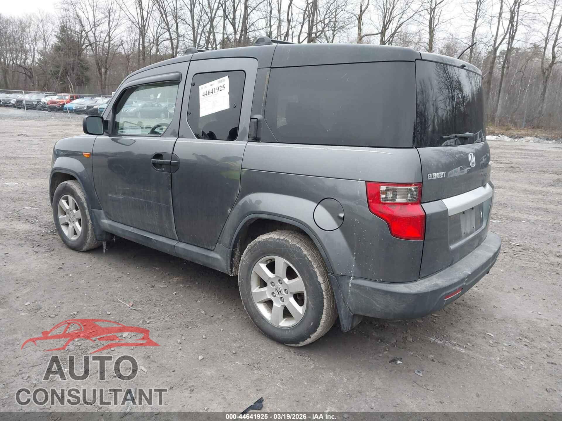 HONDA ELEMENT 2011 - 5J6YH2H76BL004008