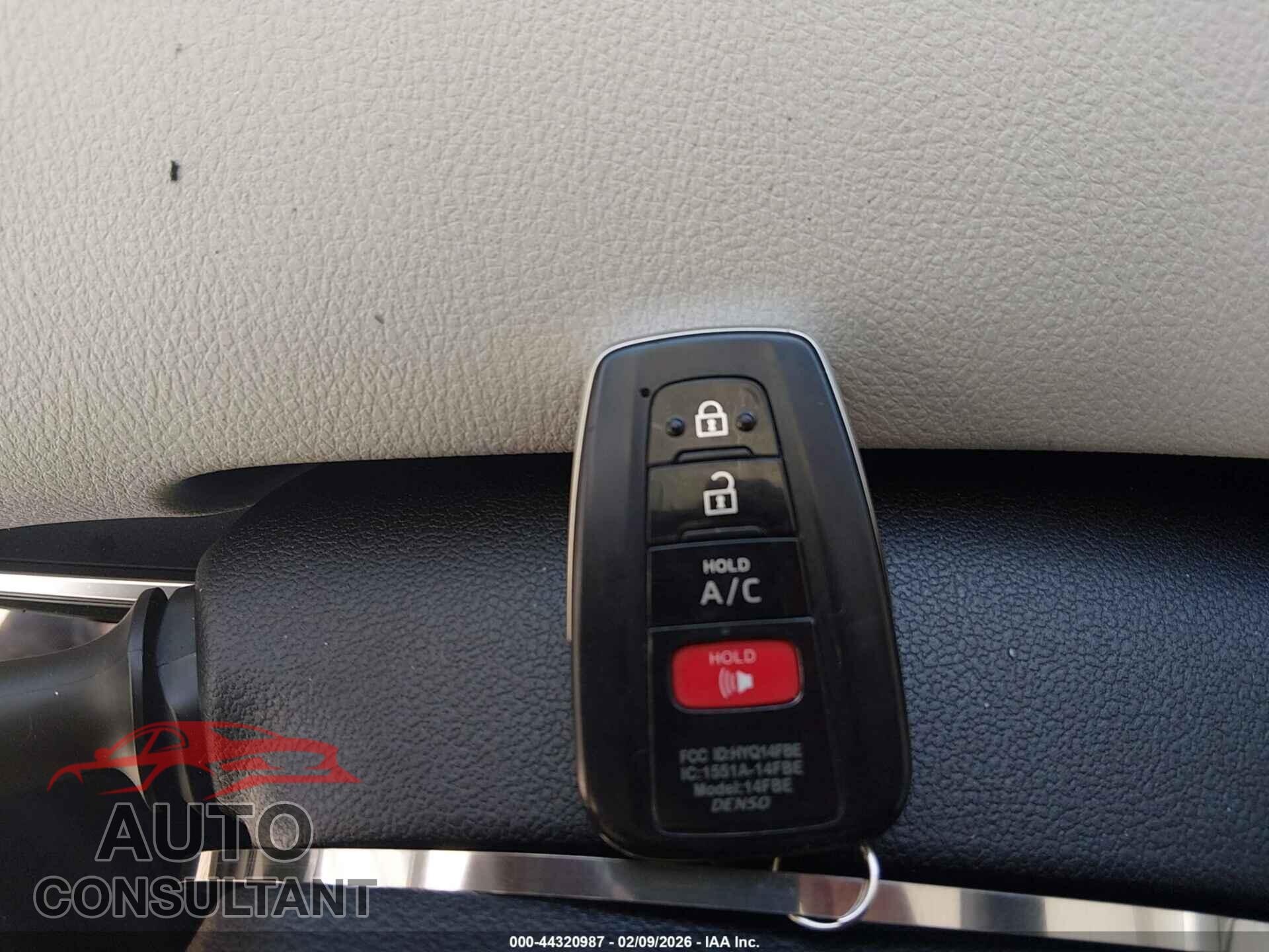 TOYOTA PRIUS PRIME 2018 - JTDKARFP1J3095747