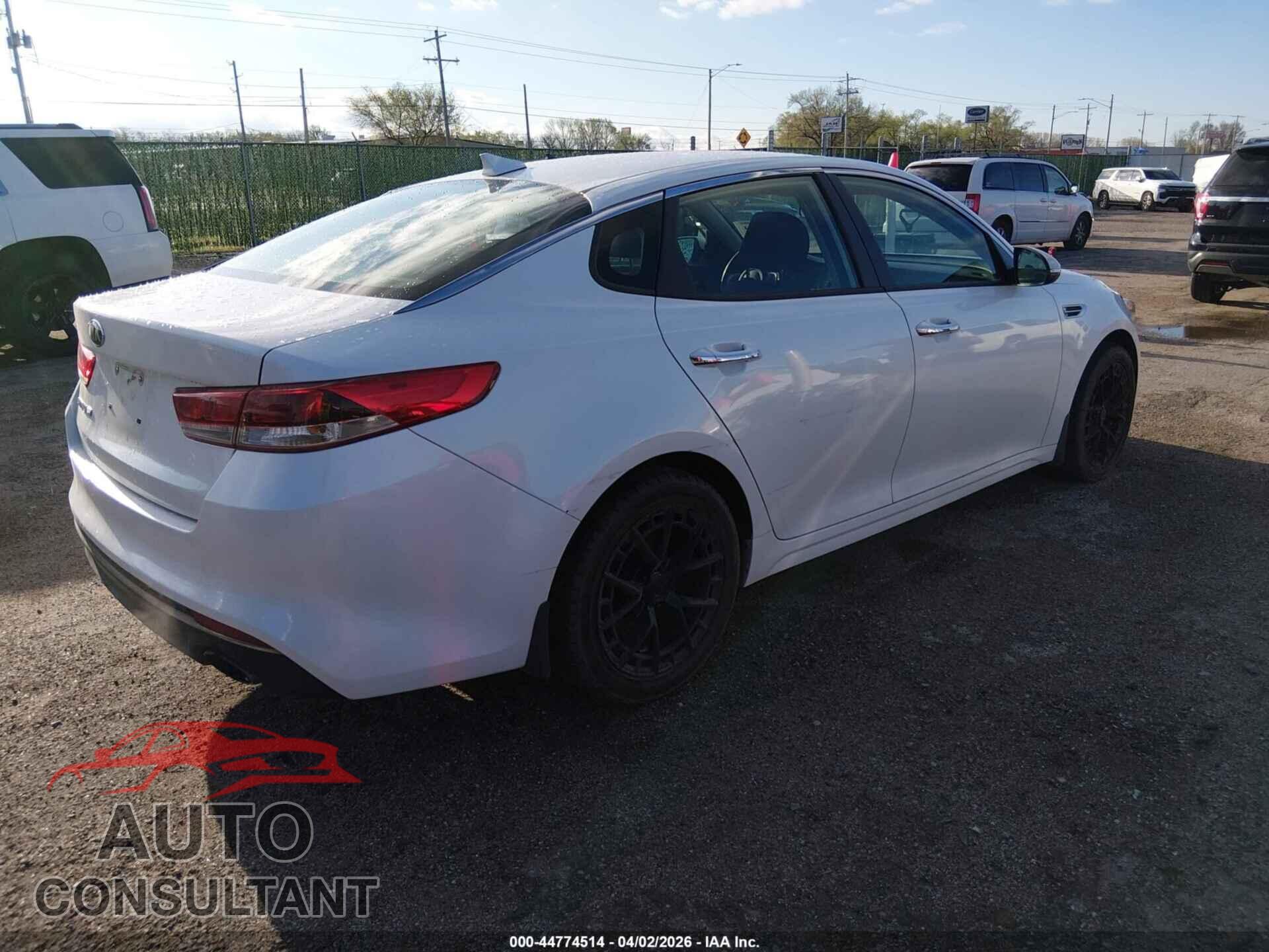 KIA OPTIMA 2016 - KNAGT4L36G5103534