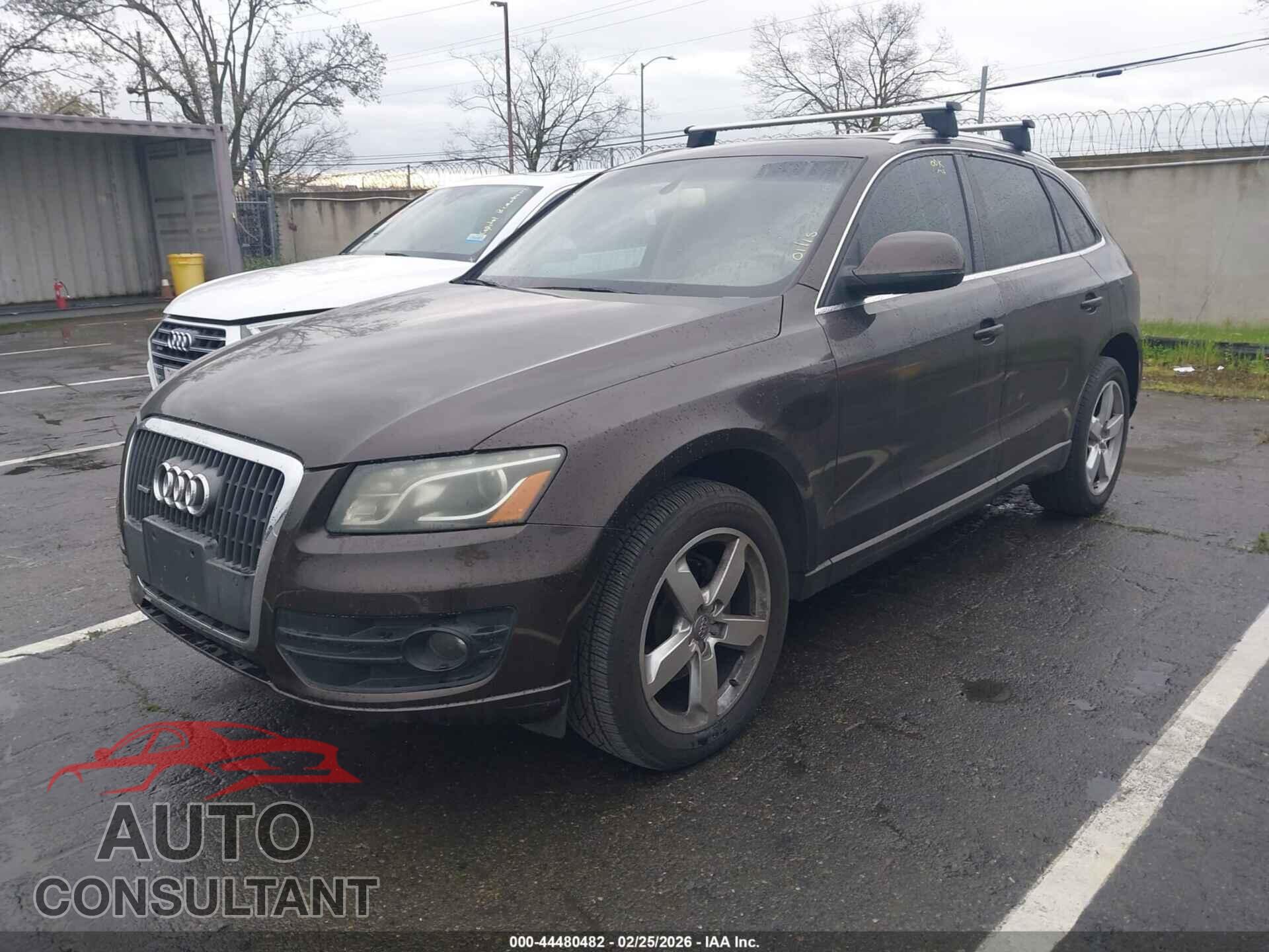 AUDI Q5 2011 - WA1LFAFP4BA016456
