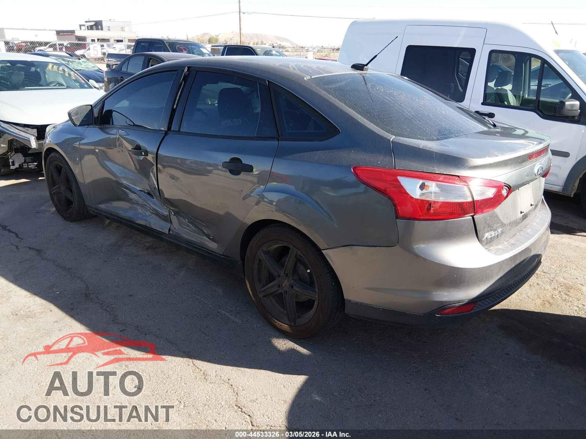 FORD FOCUS 2012 - 1FAHP3E27CL341611