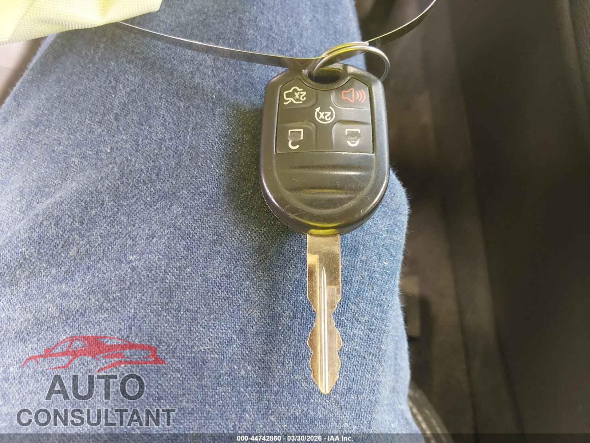 FORD TAURUS 2013 - 1FAHP2E87DG165913
