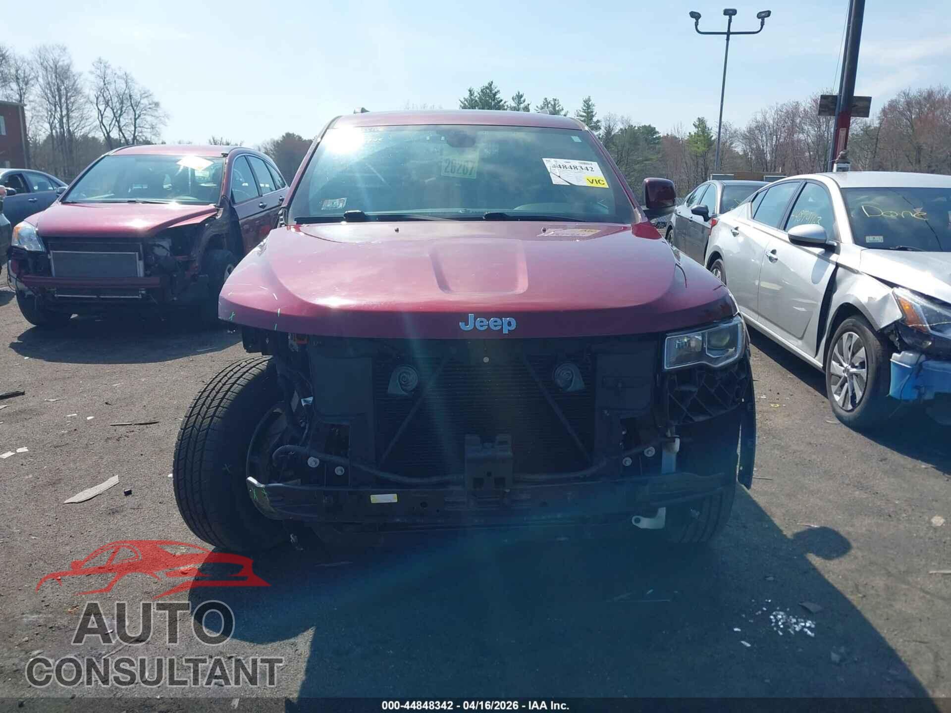 JEEP GRAND CHEROKEE 2018 - 1C4RJFAG7JC278493